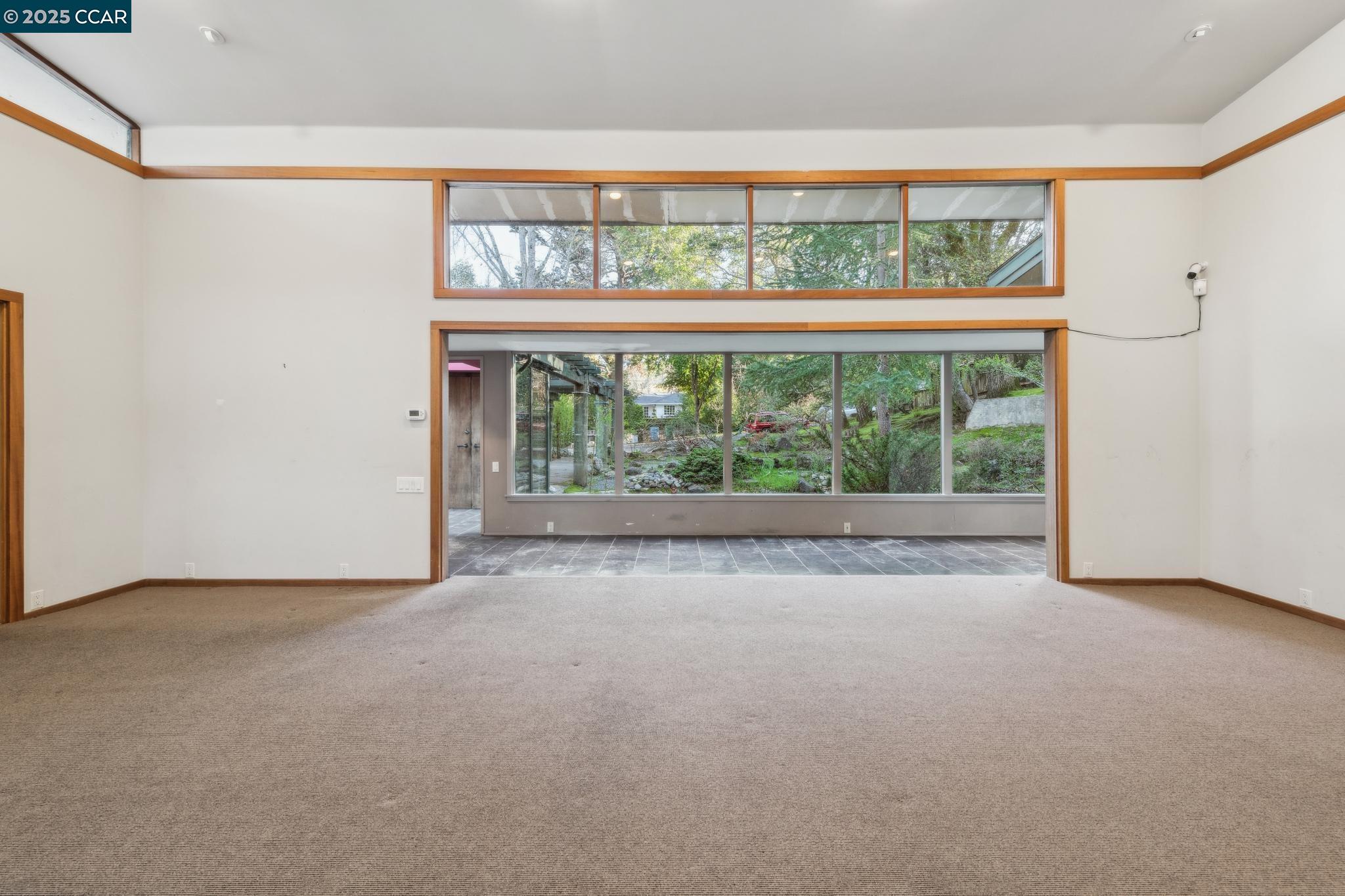 4 Sol Brae Way