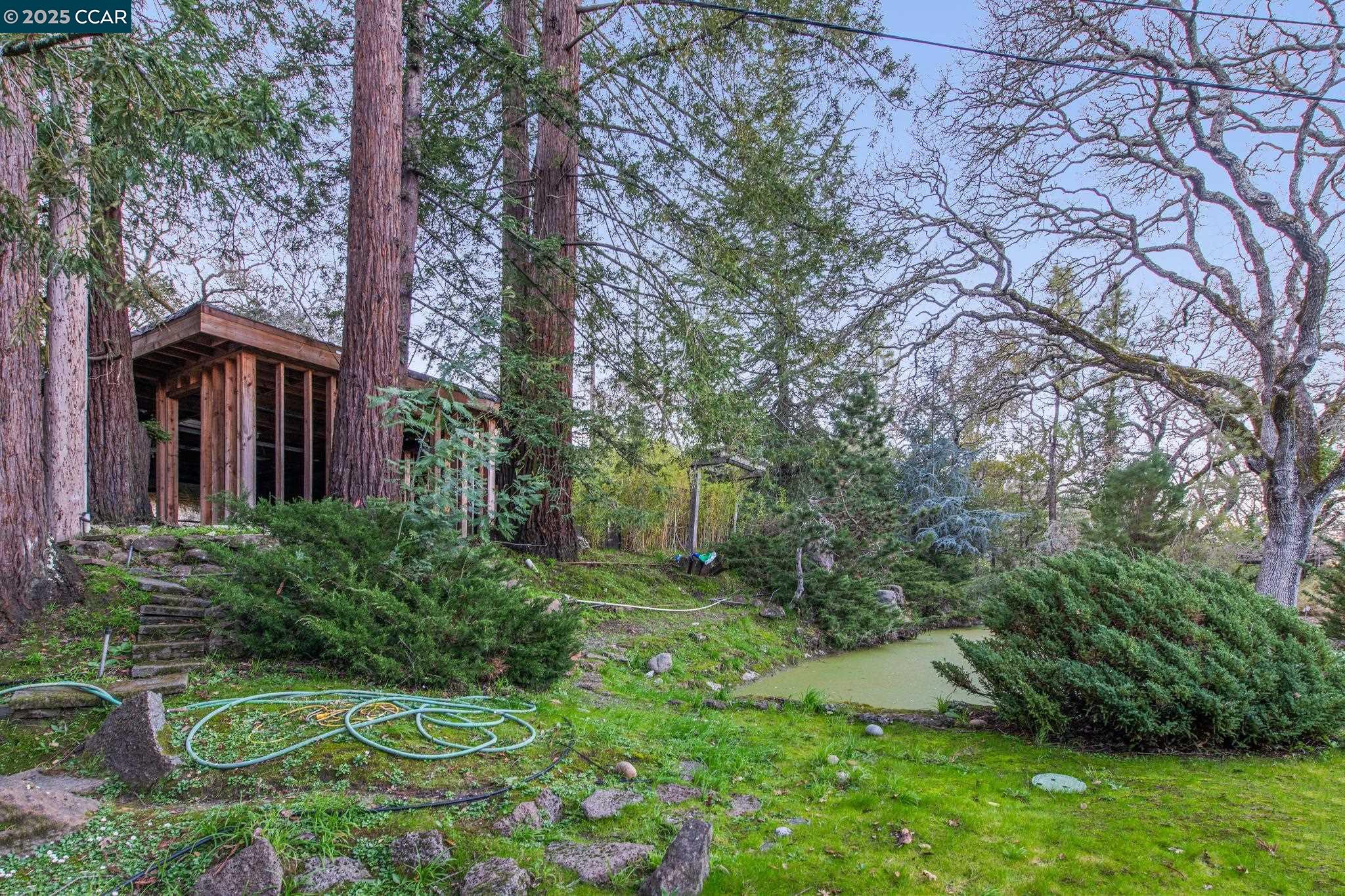 4 Sol Brae Way