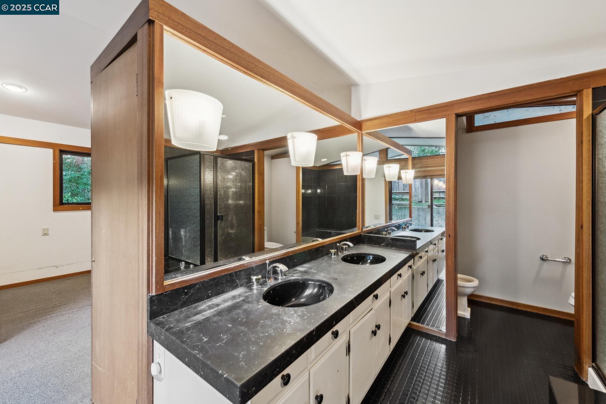 4 Sol Brae Way