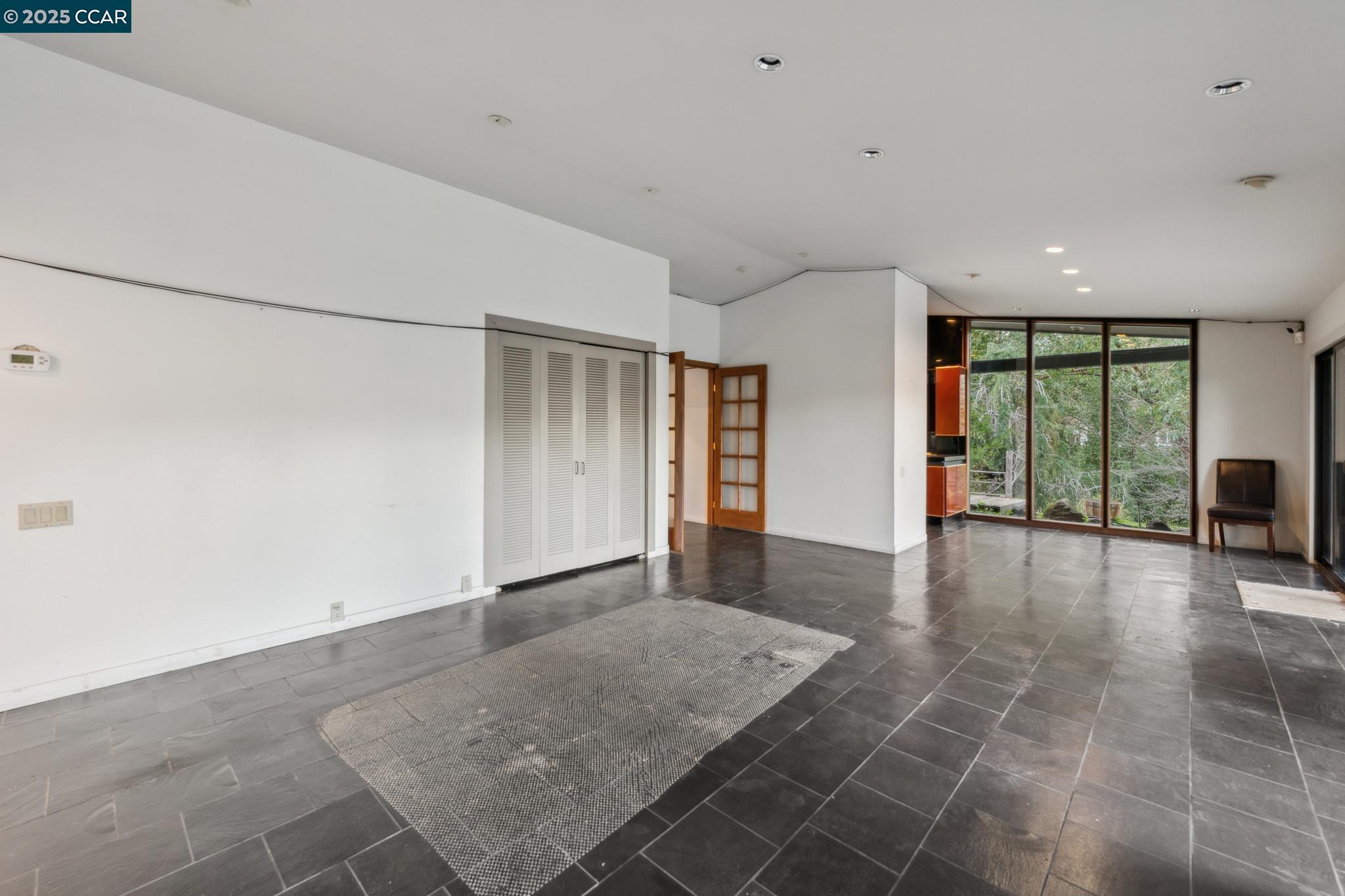 4 Sol Brae Way