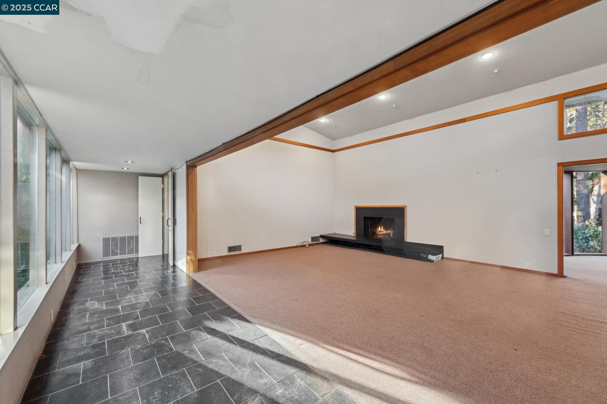 4 Sol Brae Way