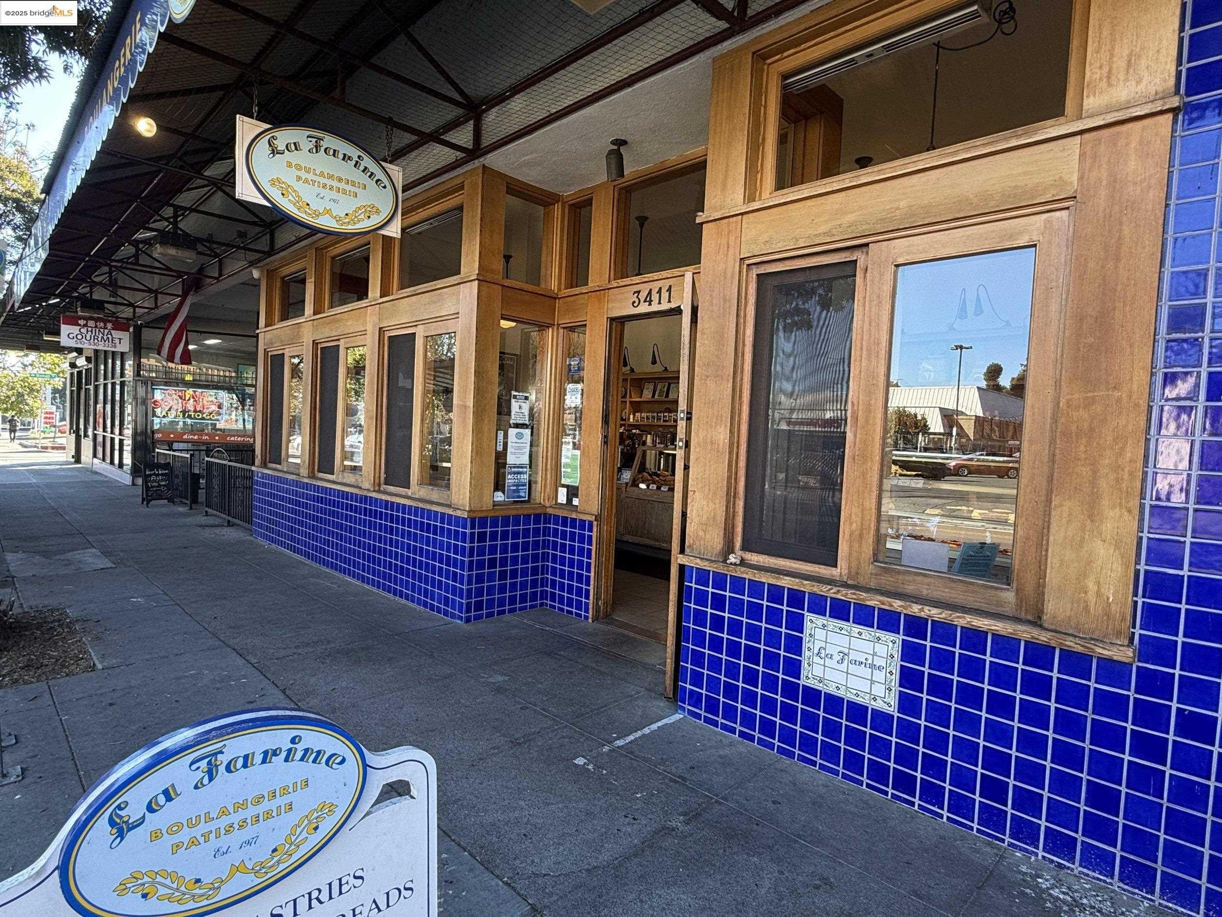 2930 GALINDO ST