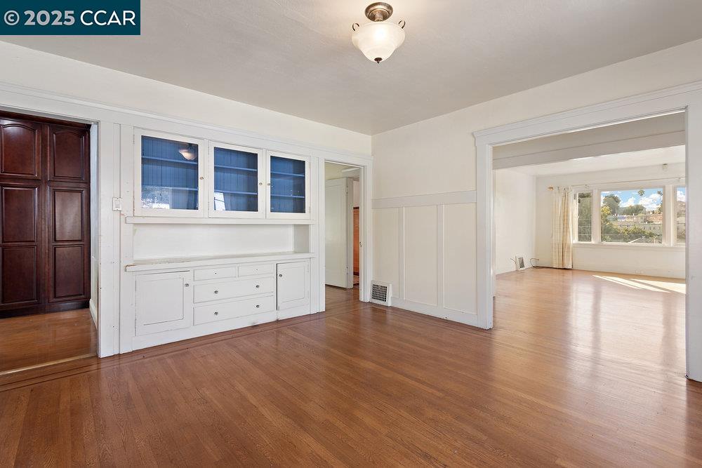506 Montclair Ave