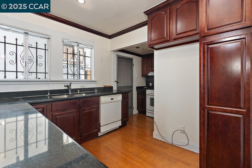 506 Montclair Ave