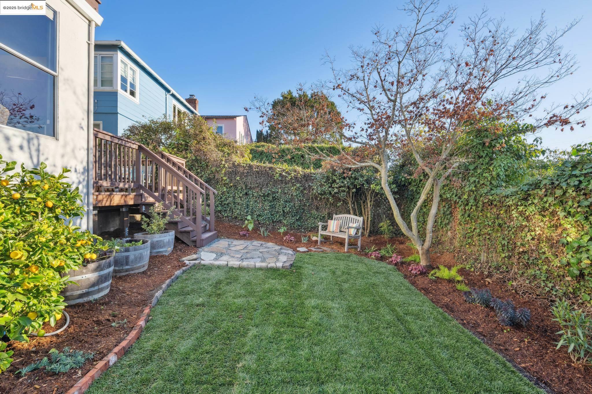 242 Trinity Ave