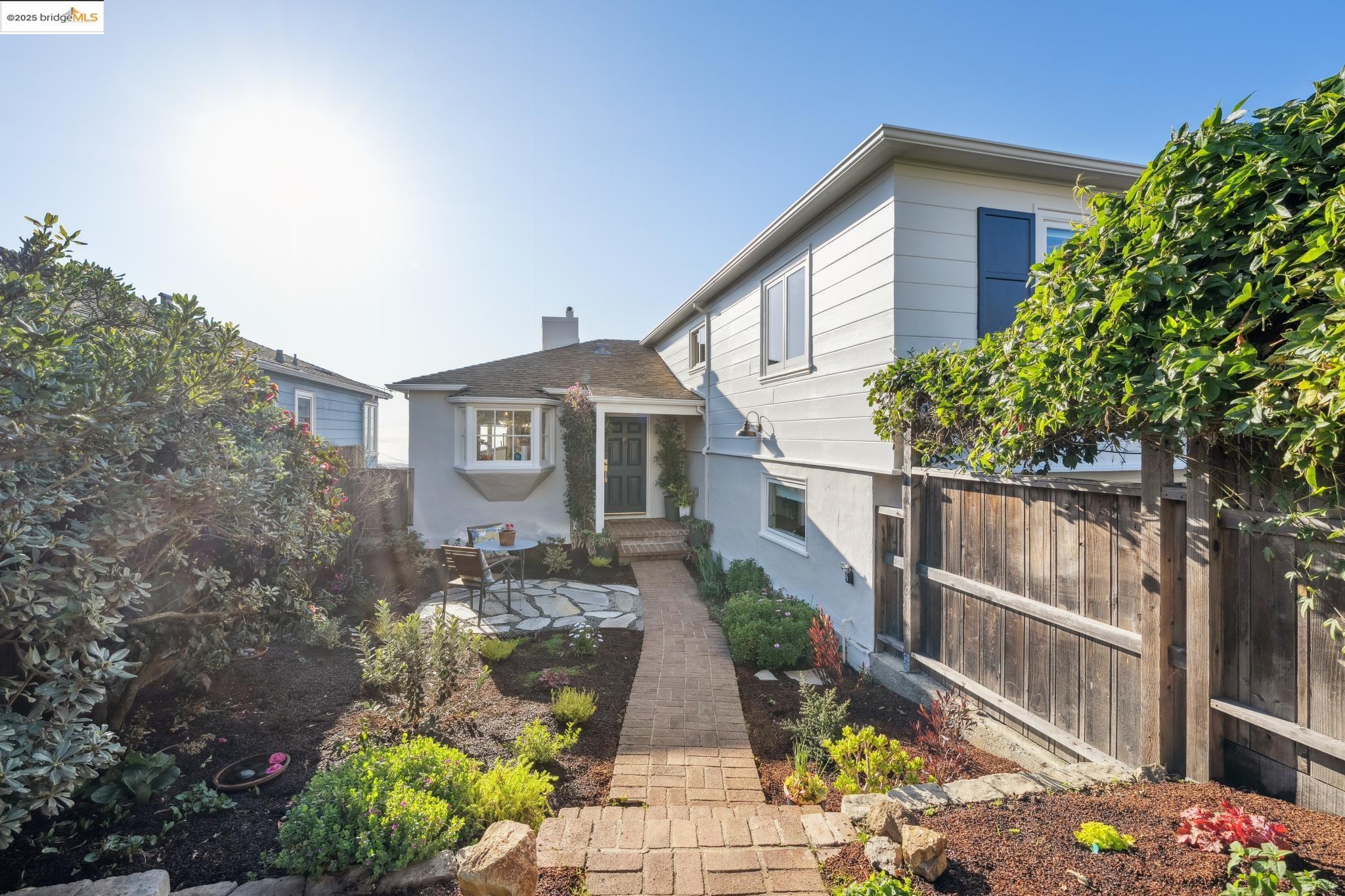 242 Trinity Ave