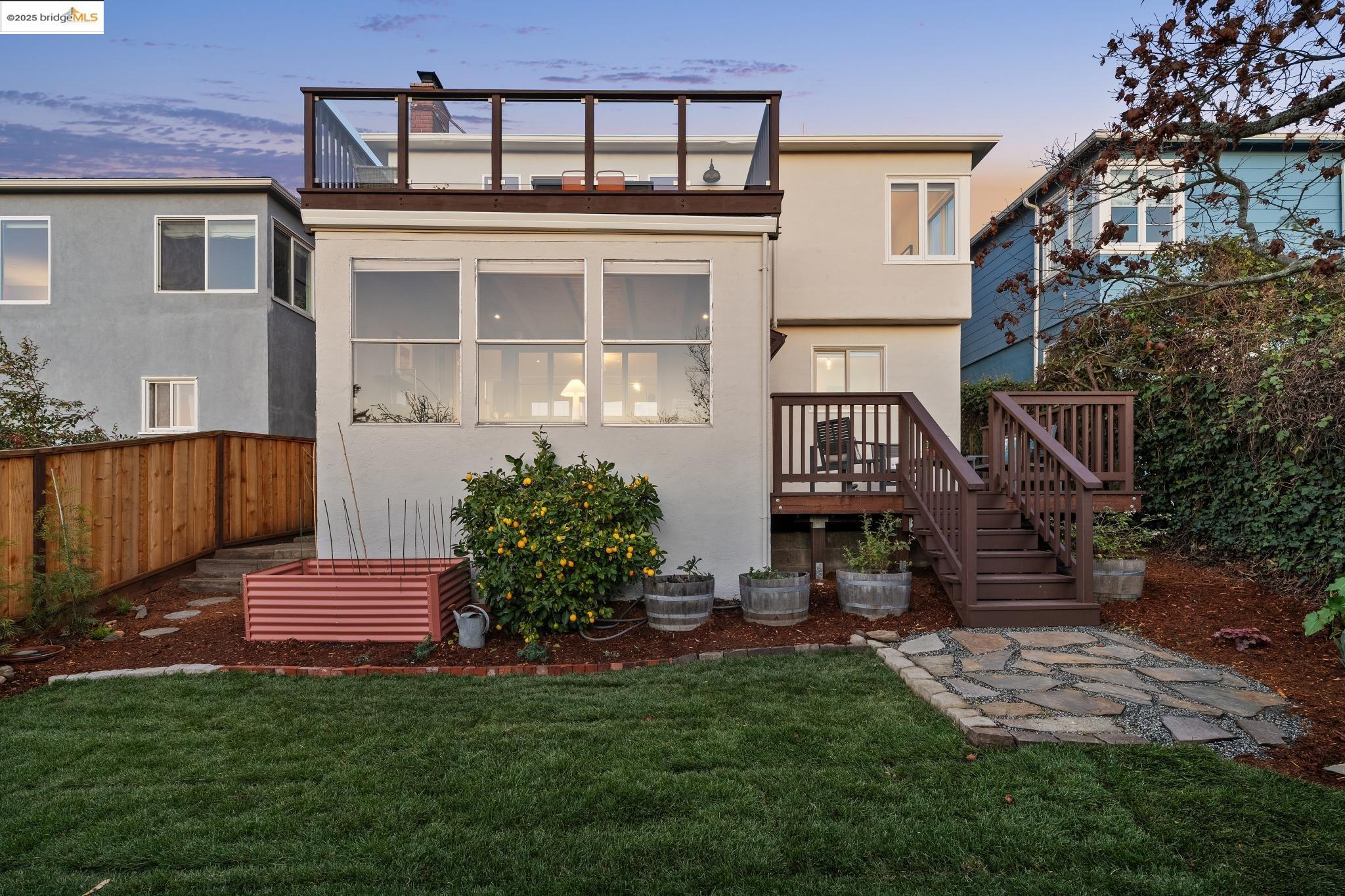 242 Trinity Ave