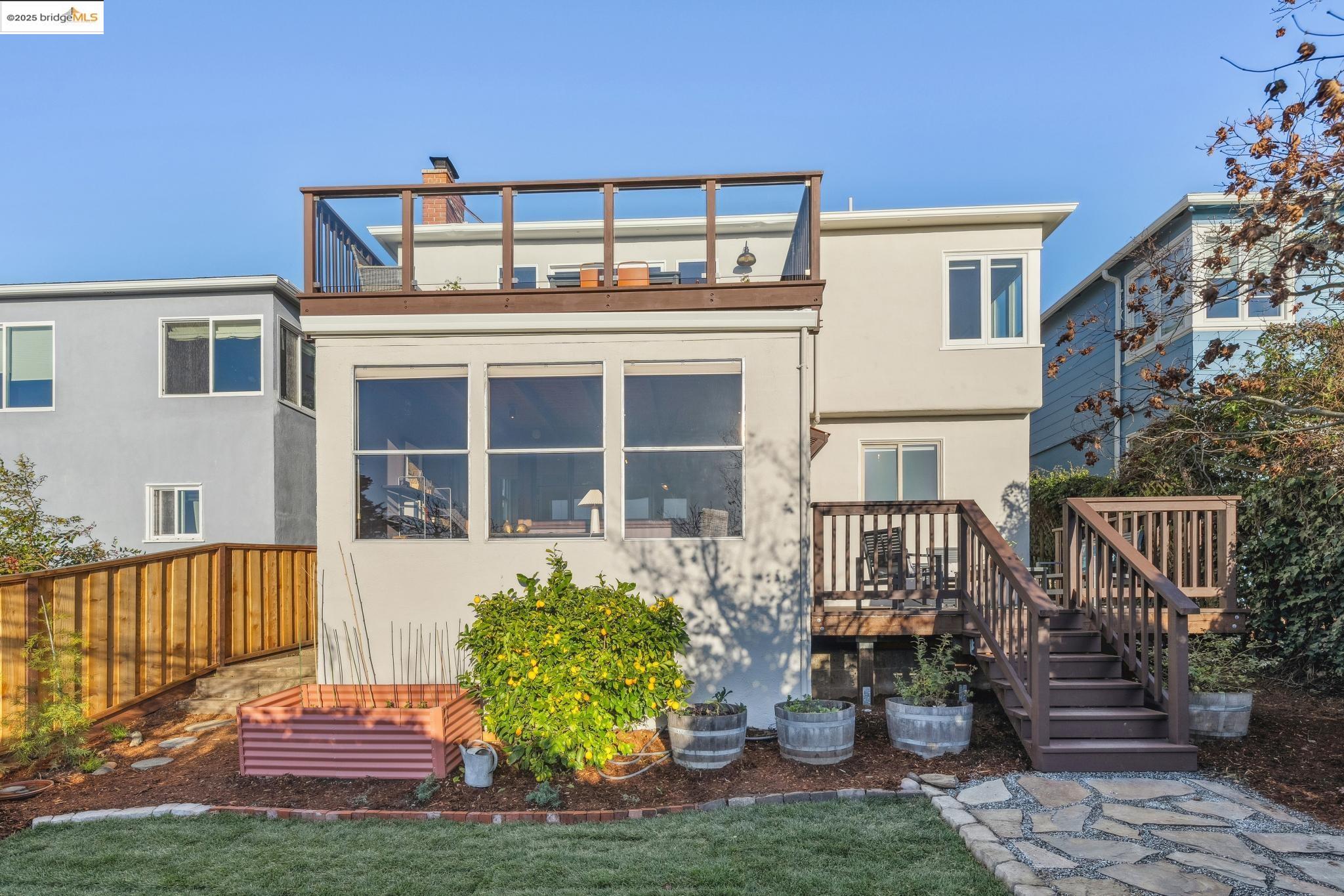 242 Trinity Ave