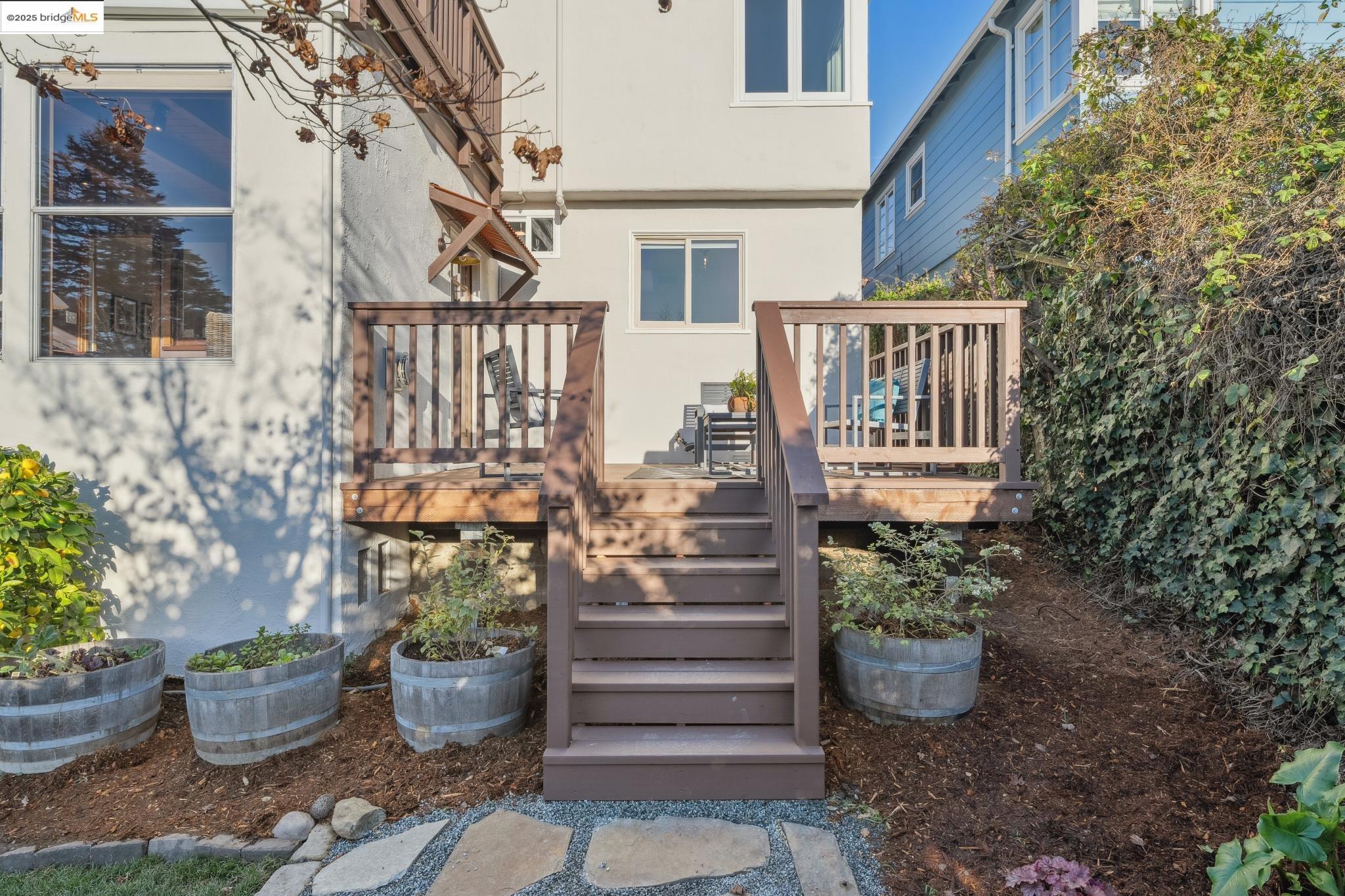 242 Trinity Ave