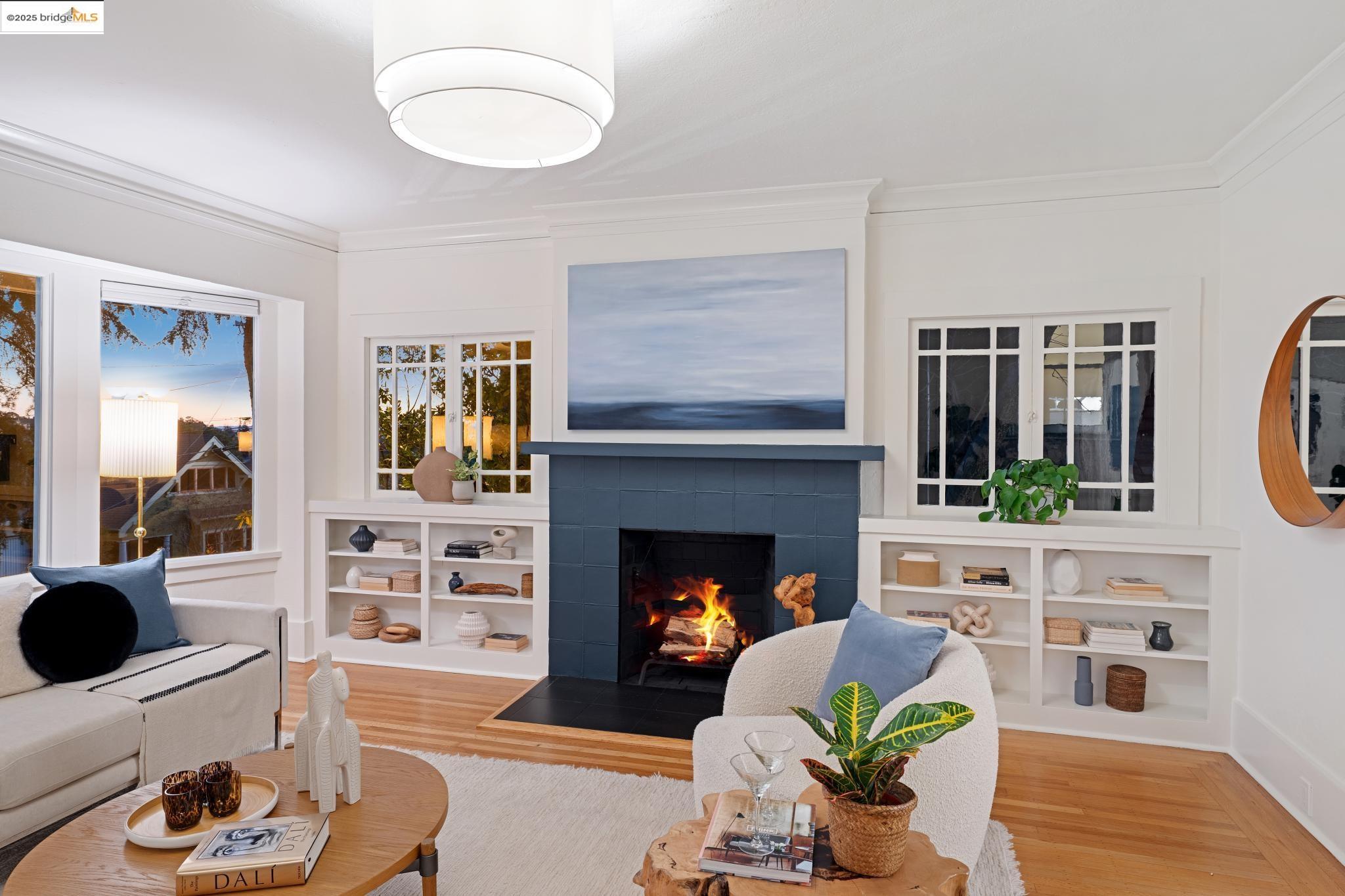 5876 Ocean View Dr