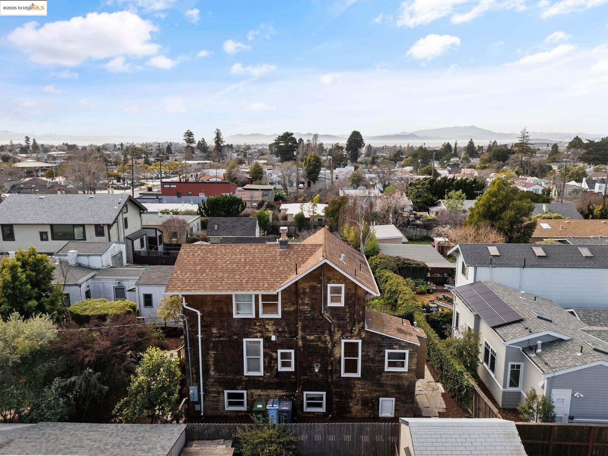 1527 Virginia Street