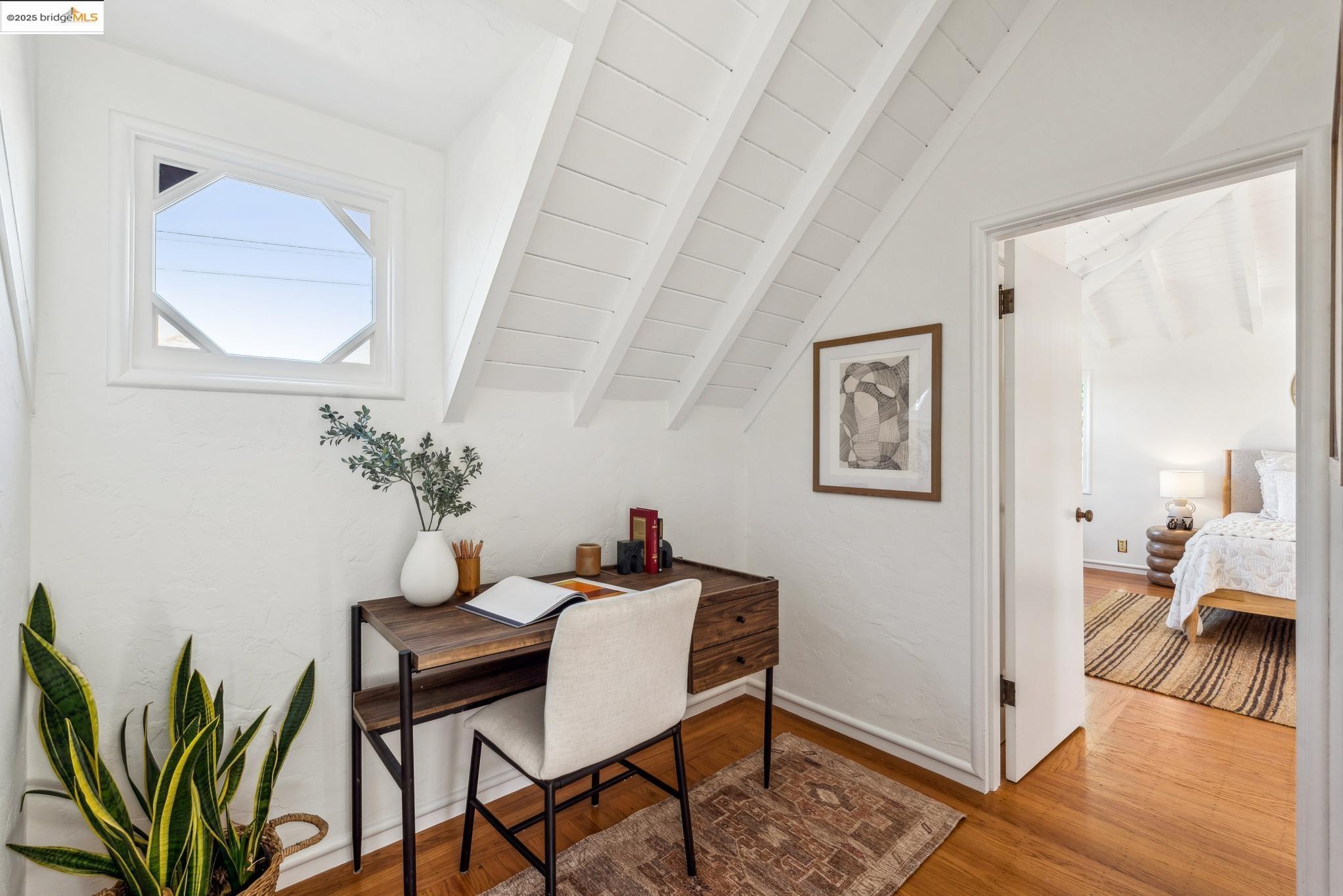 2646 Mira Vista Dr