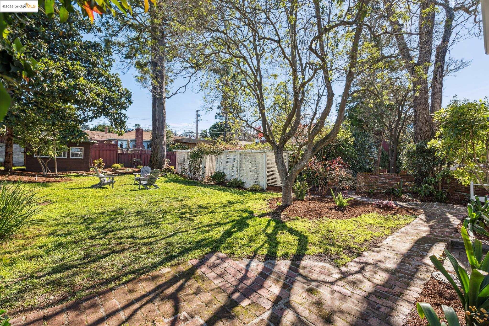 2646 Mira Vista Dr