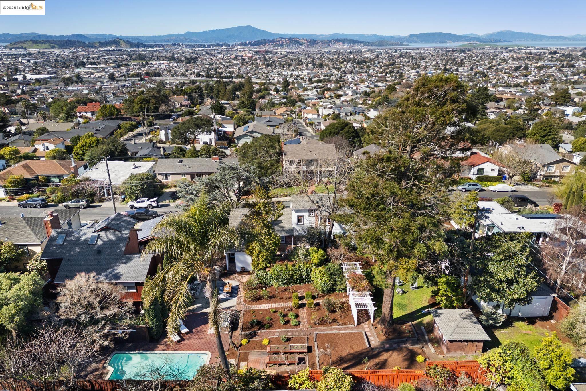 2646 Mira Vista Dr