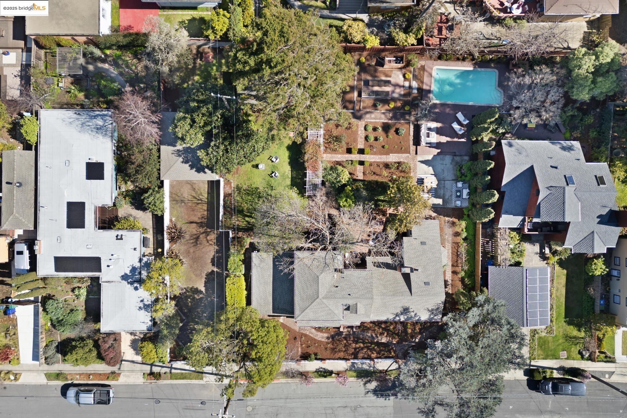 2646 Mira Vista Dr