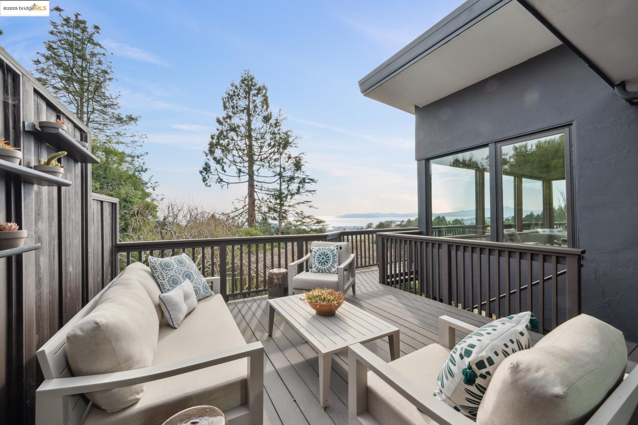 50 Marguerita Rd