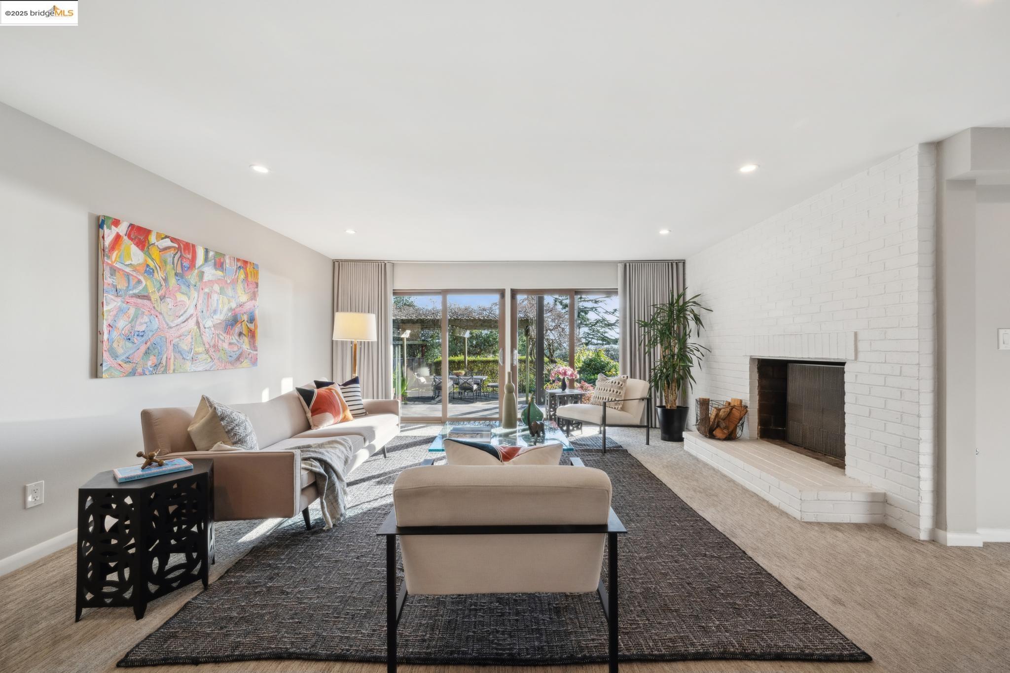 50 Marguerita Rd