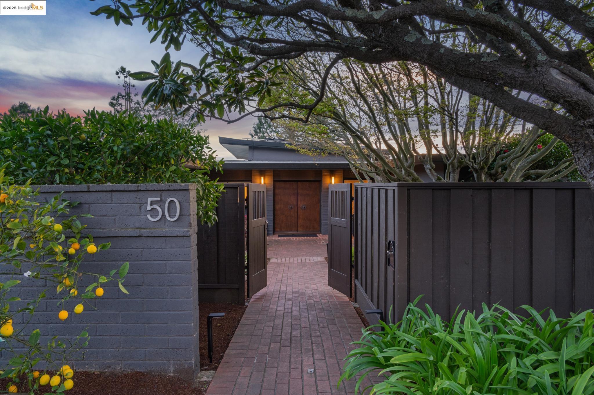 50 Marguerita Rd