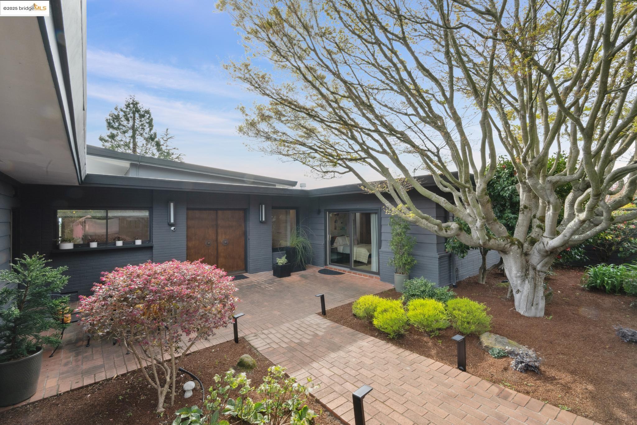 50 Marguerita Rd