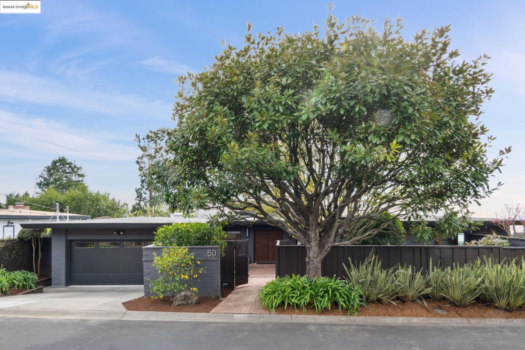 50 Marguerita Rd