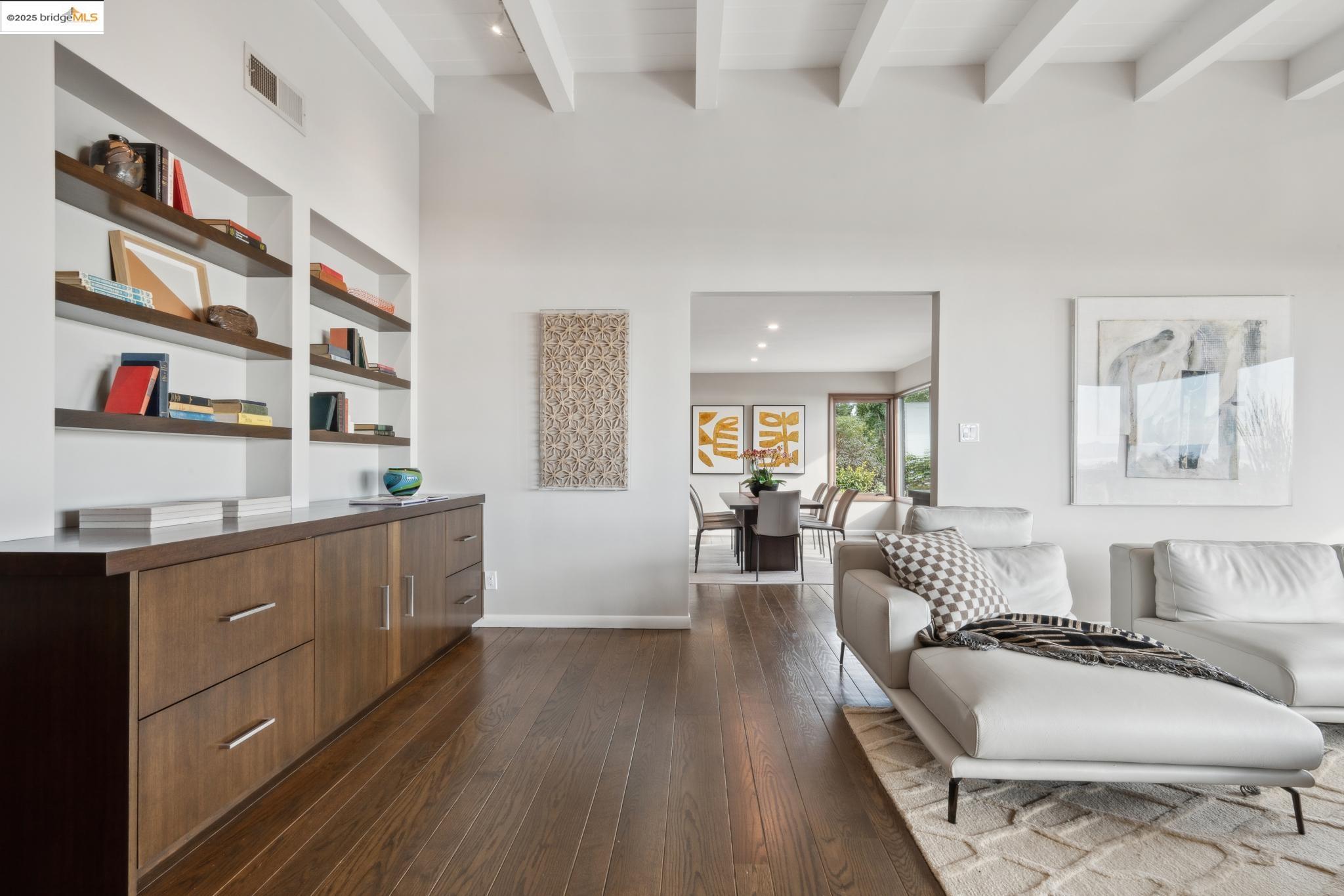 50 Marguerita Rd