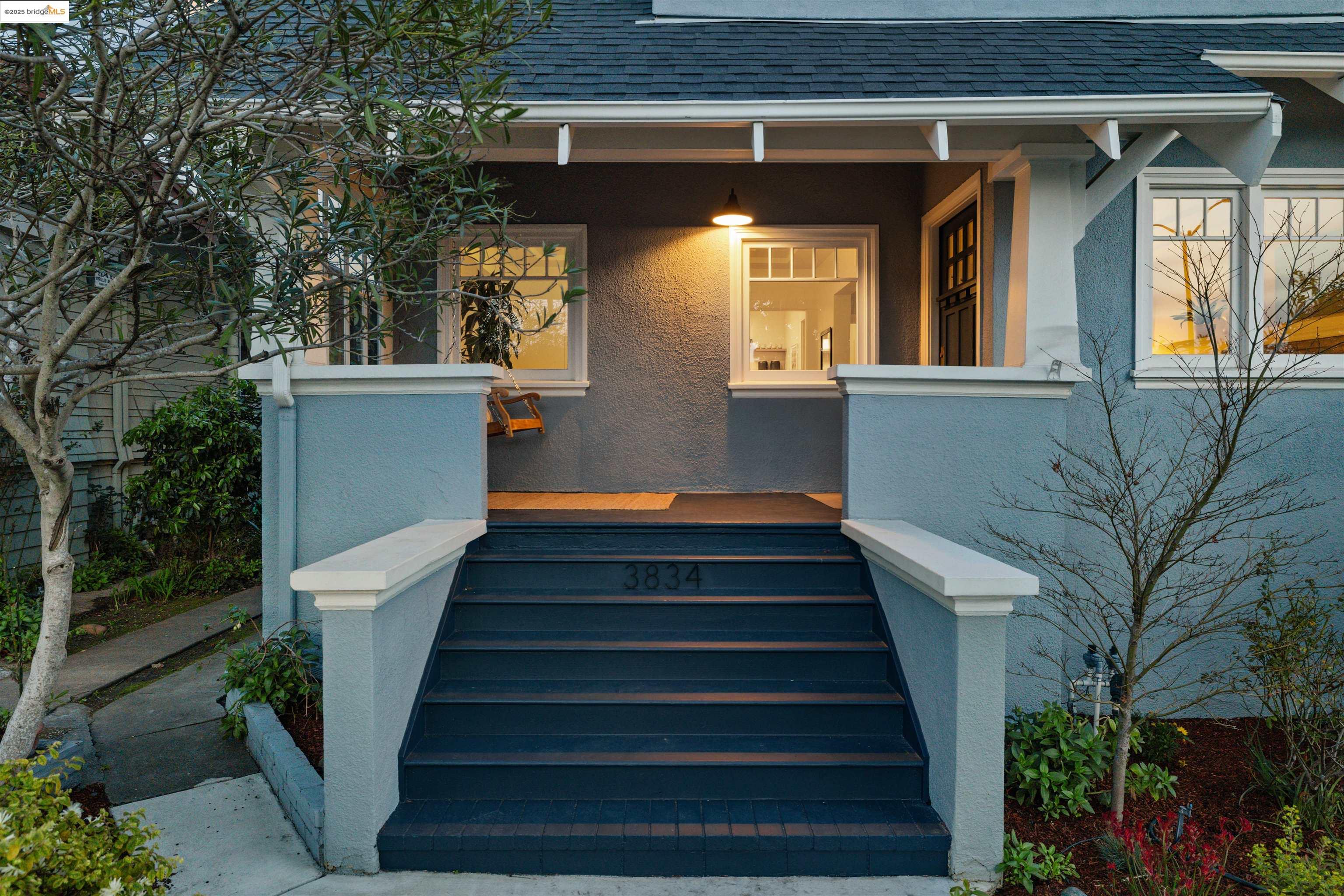3834 Beaumont Ave