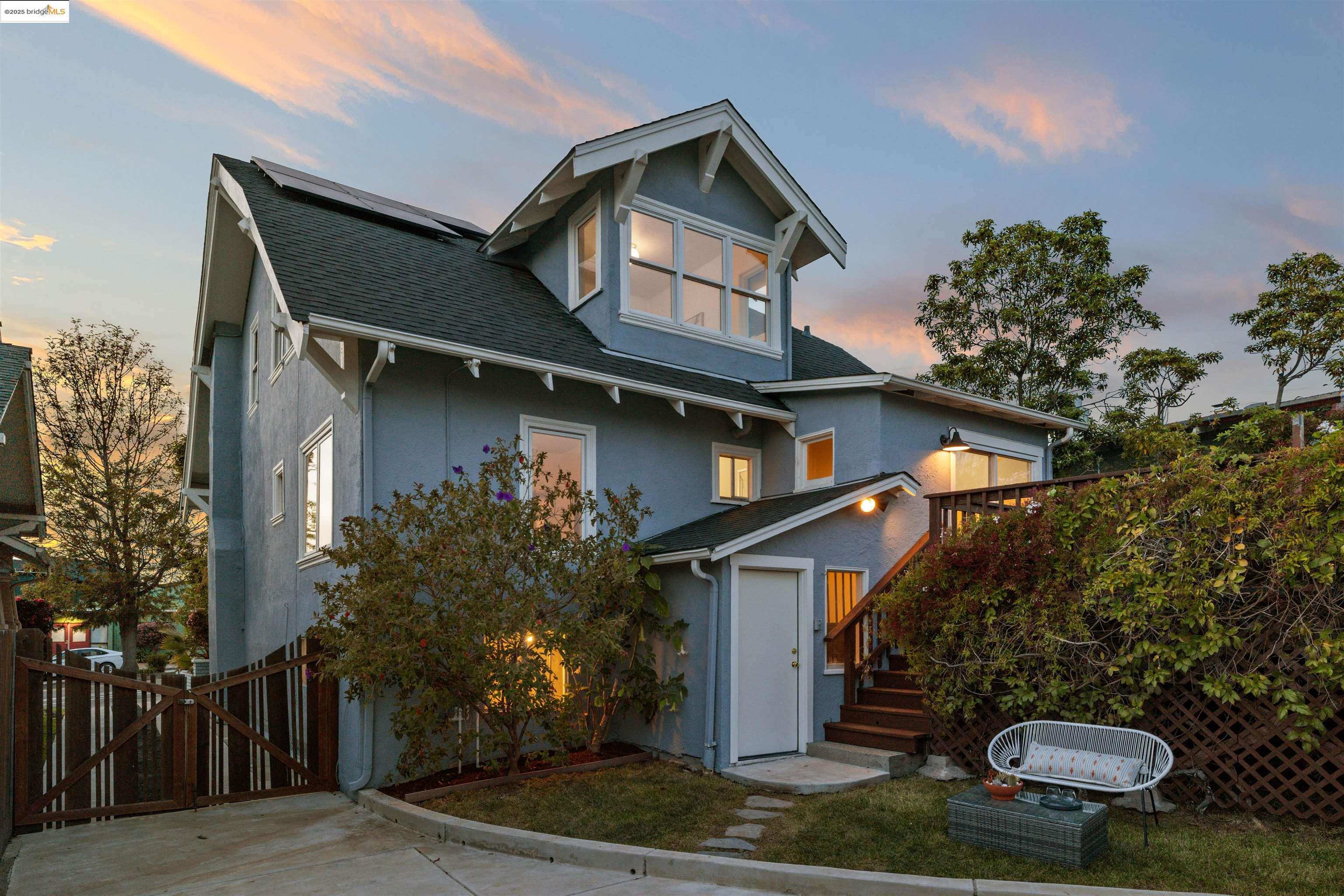 3834 Beaumont Ave