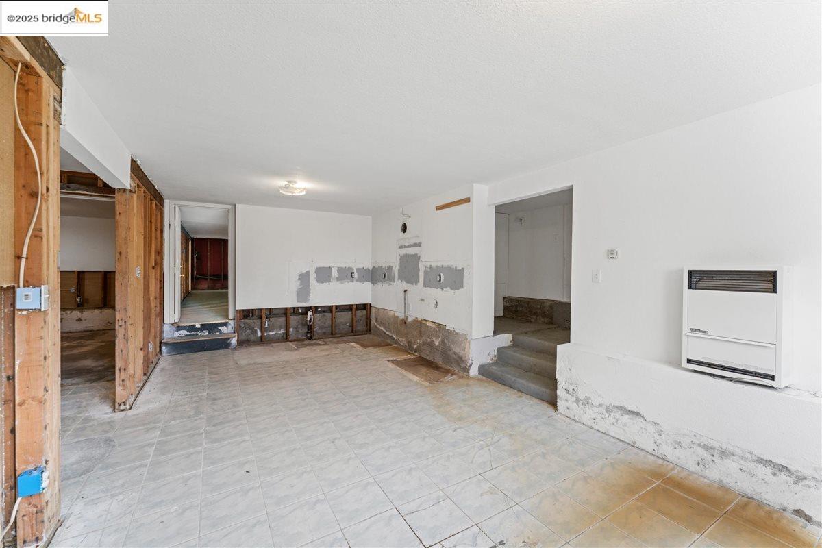 4076 Santa Rita St