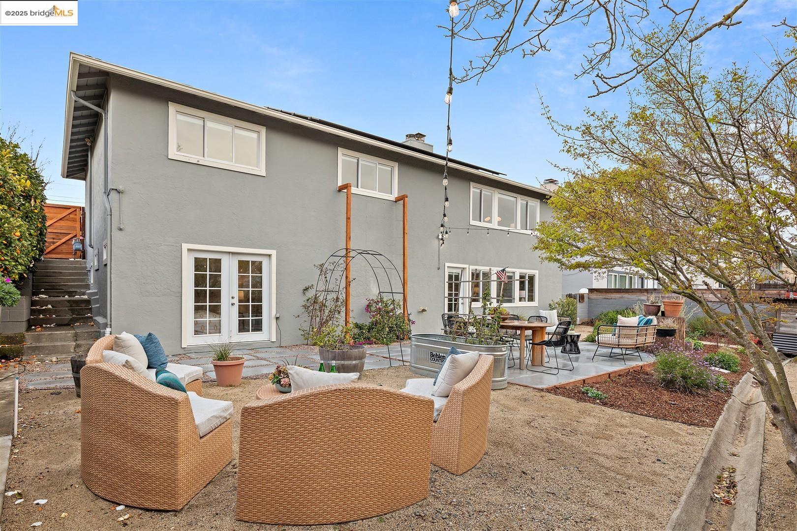 3034 Stephen Dr