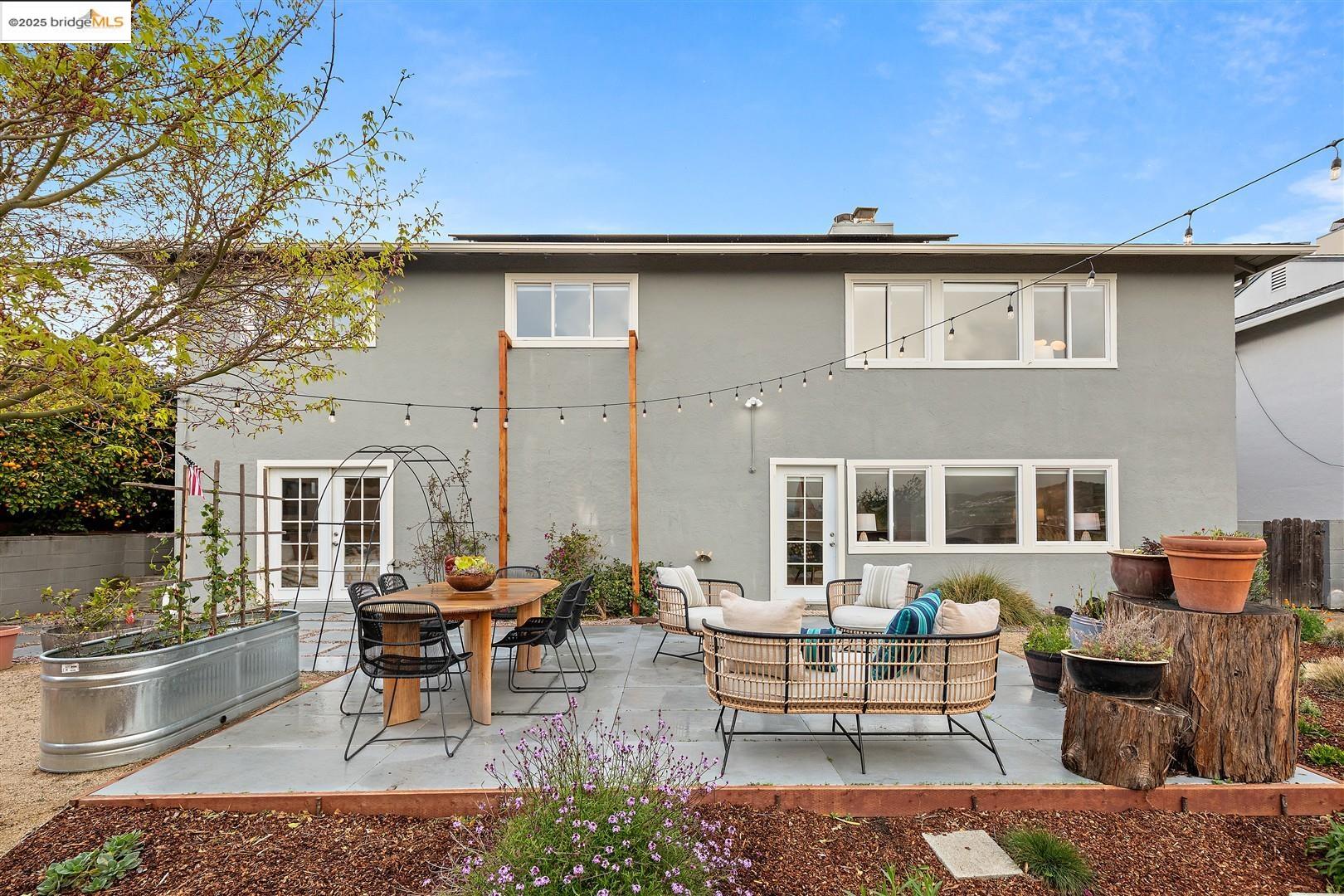 3034 Stephen Dr