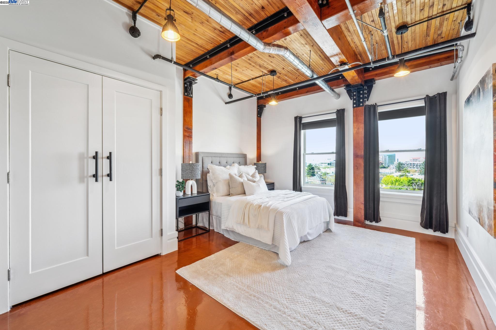6105 San Pablo Ave # 406