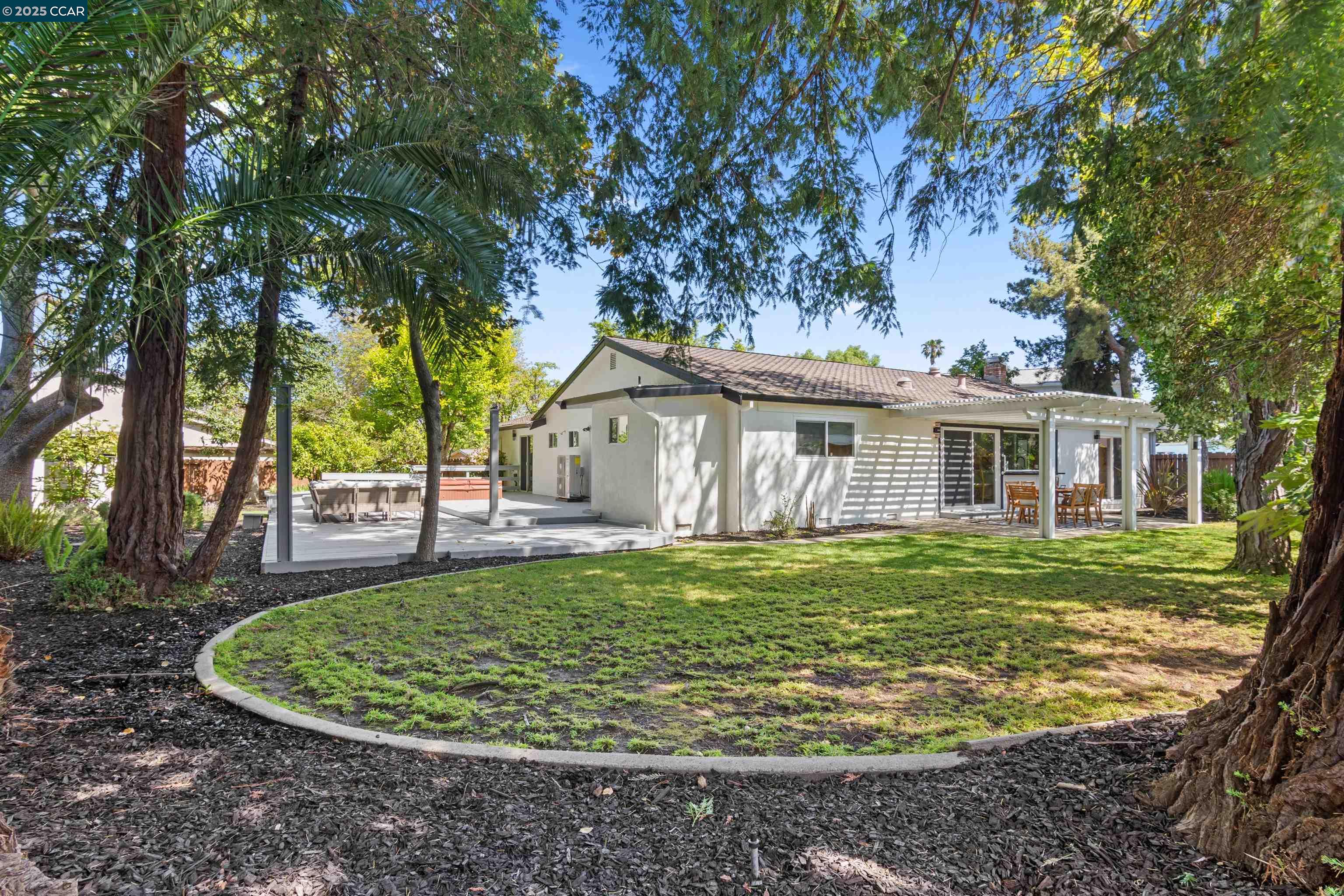 1761 Flanders Ct