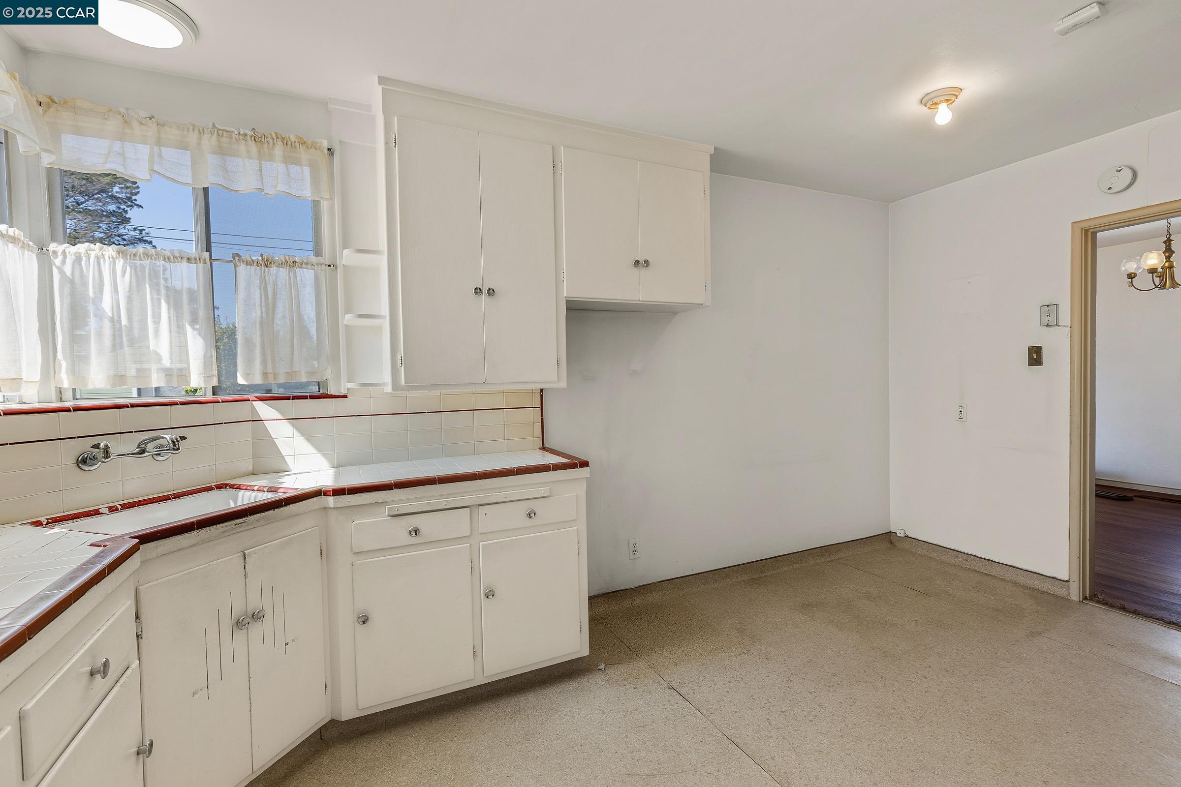 1416 Acroft Ct