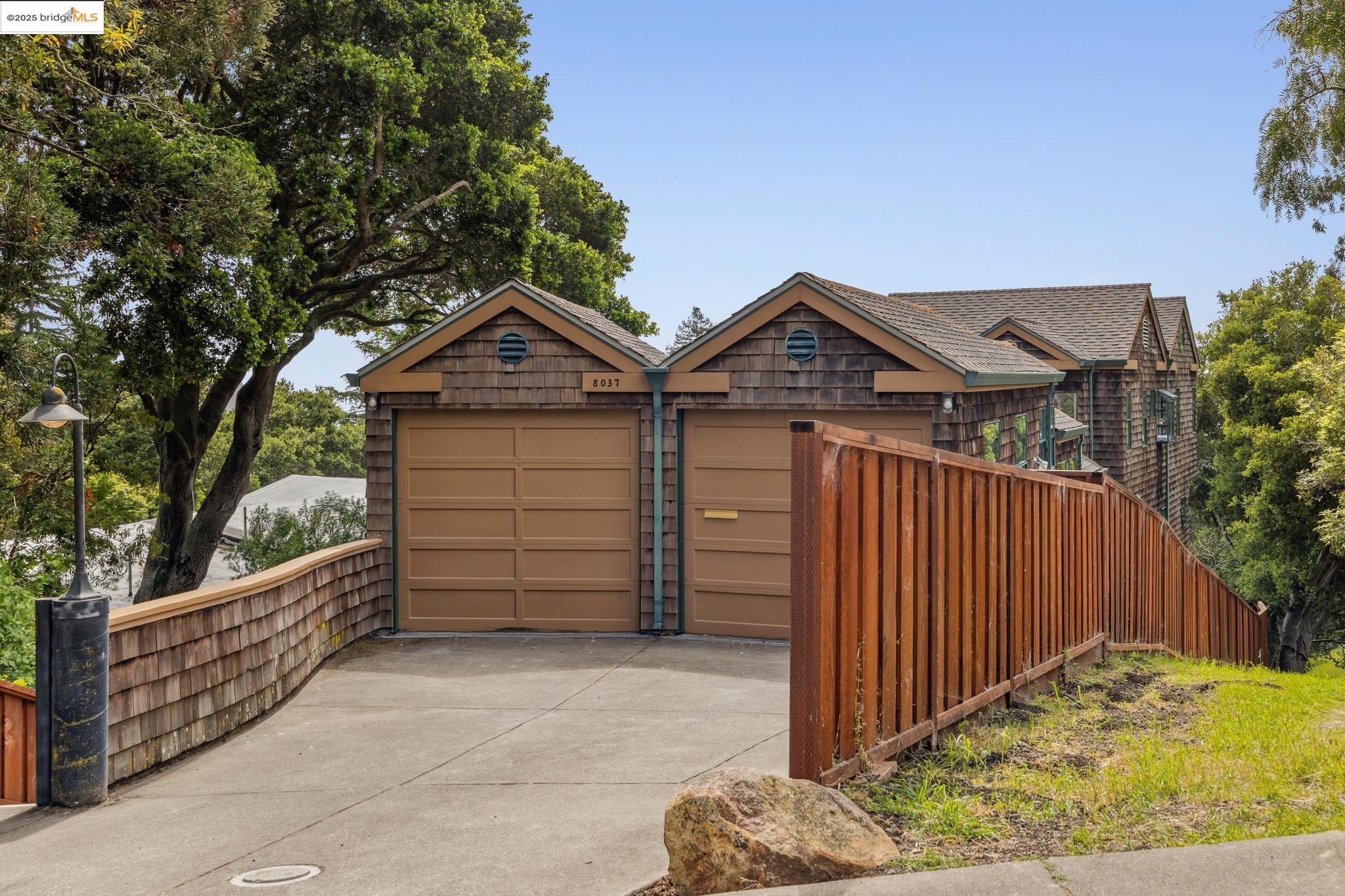 8037 Terrace Dr