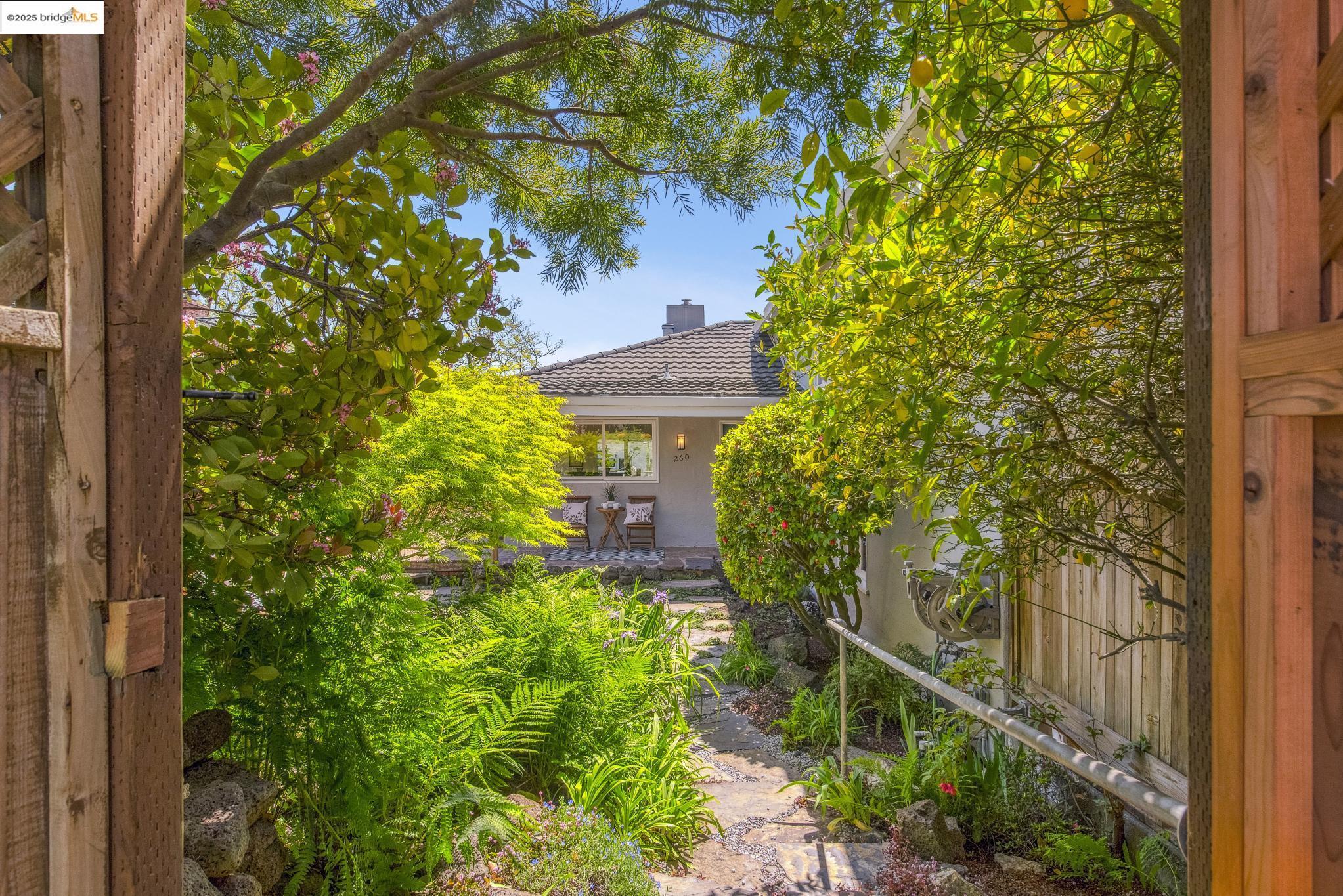 260 Willamette Ave