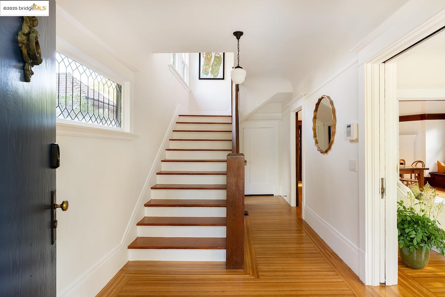 2316 Carleton St