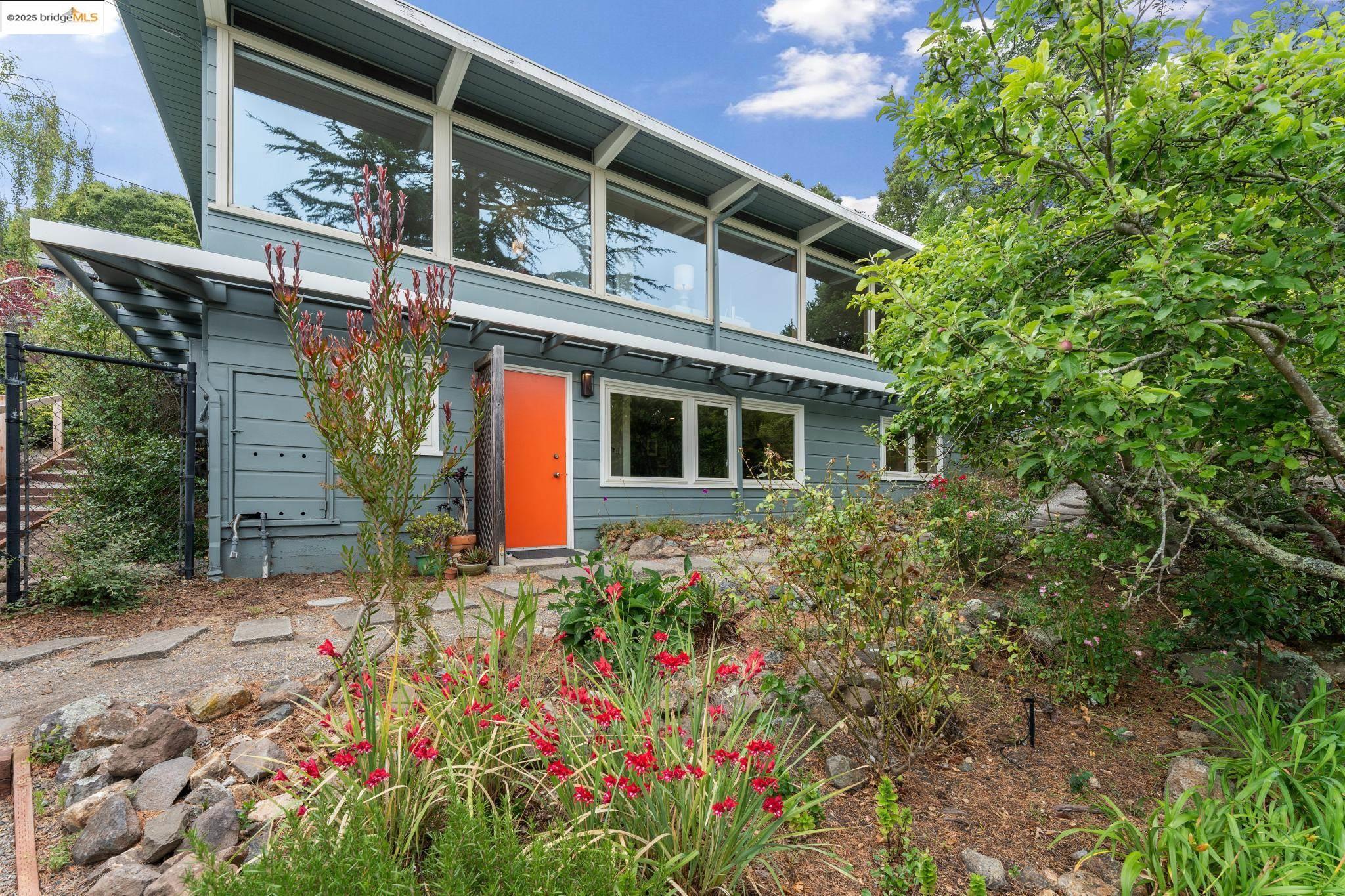 1415 Devonshire Dr