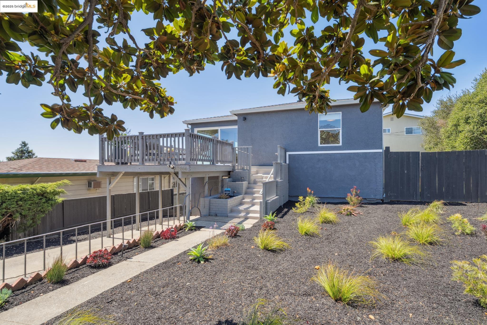 5866 Ralston Ave