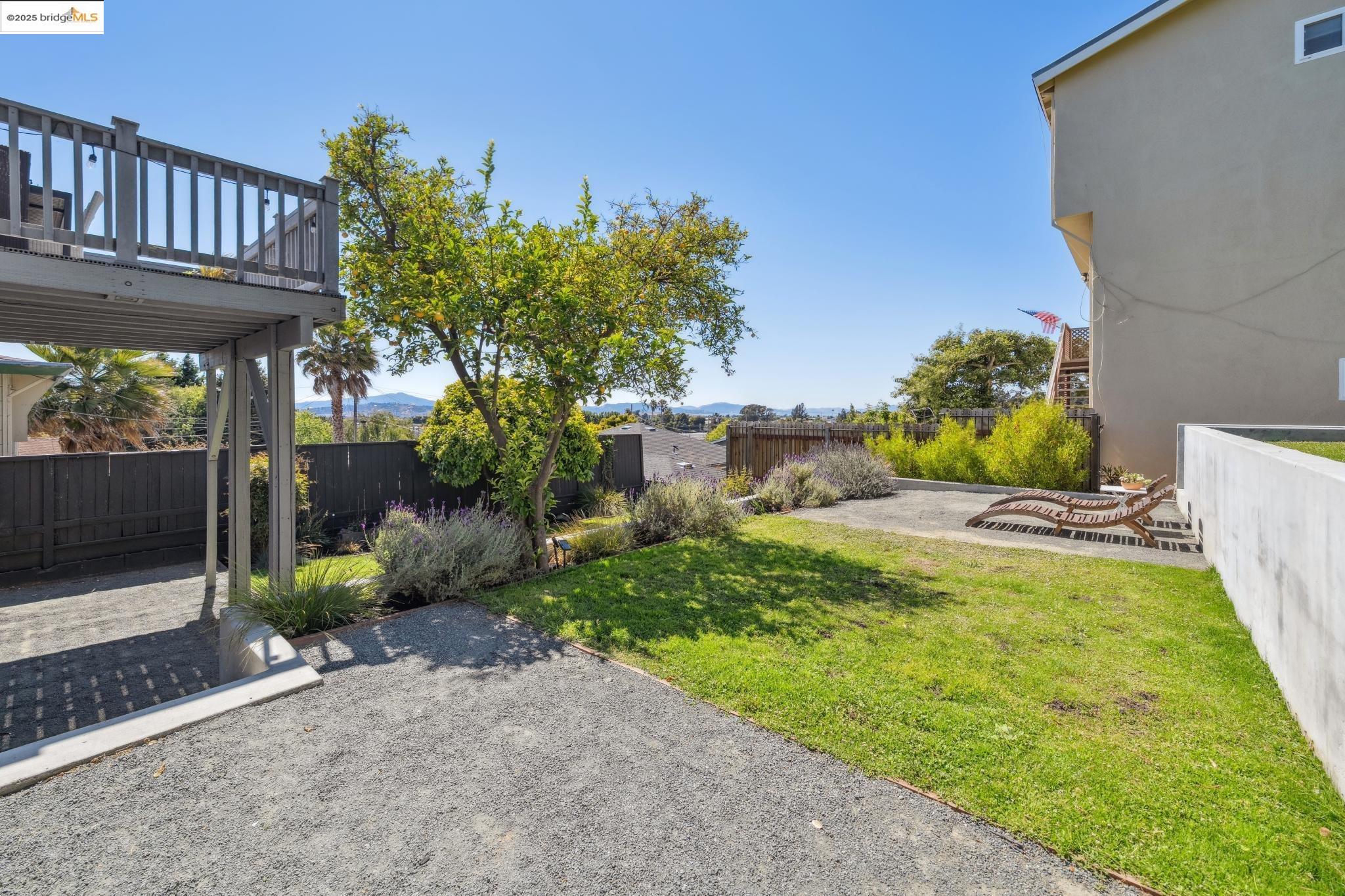 5866 Ralston Ave