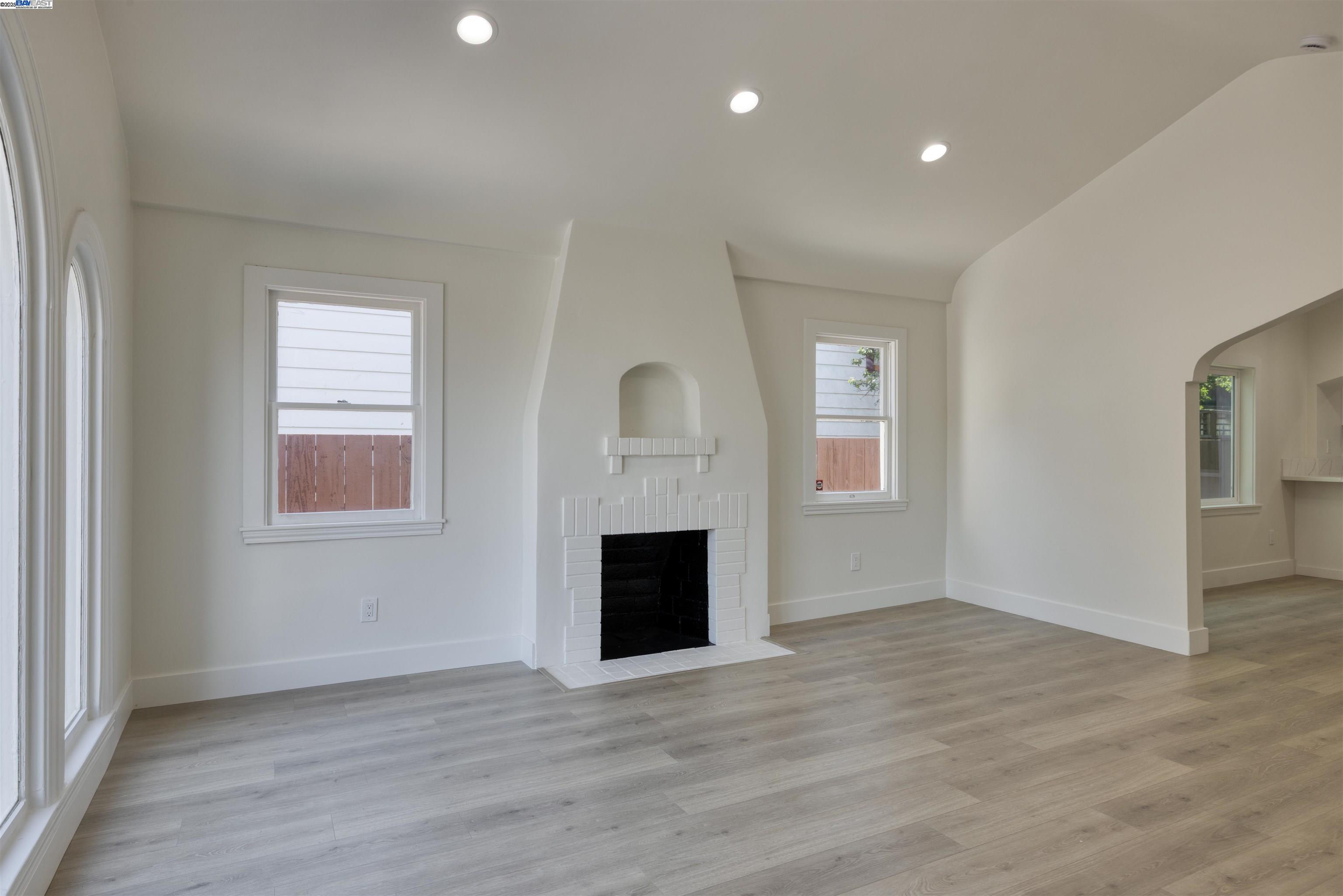 2440 Monticello Ave