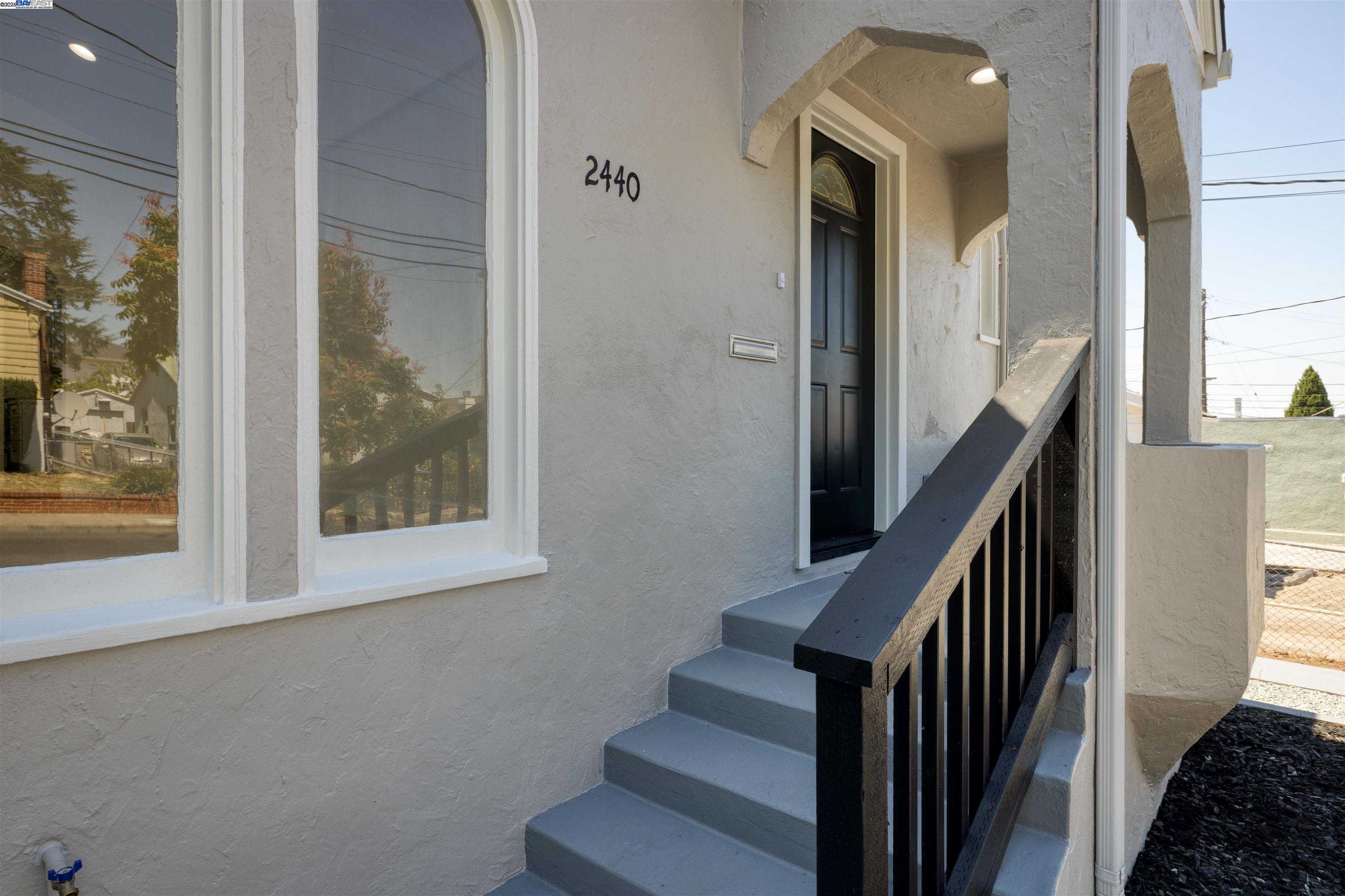 2440 Monticello Ave
