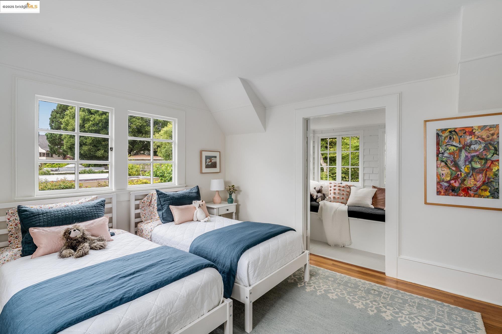 839 Mendocino Ave