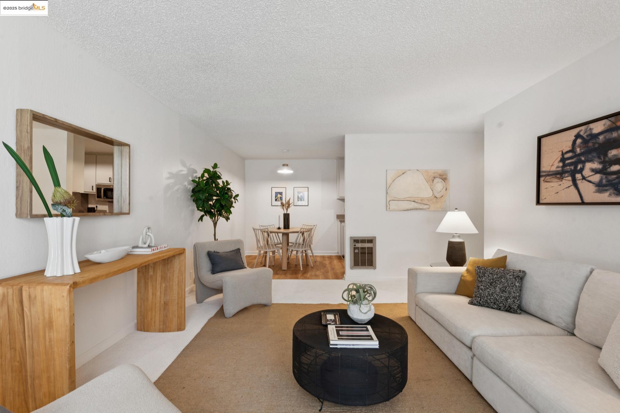 150 Pearl St # 212