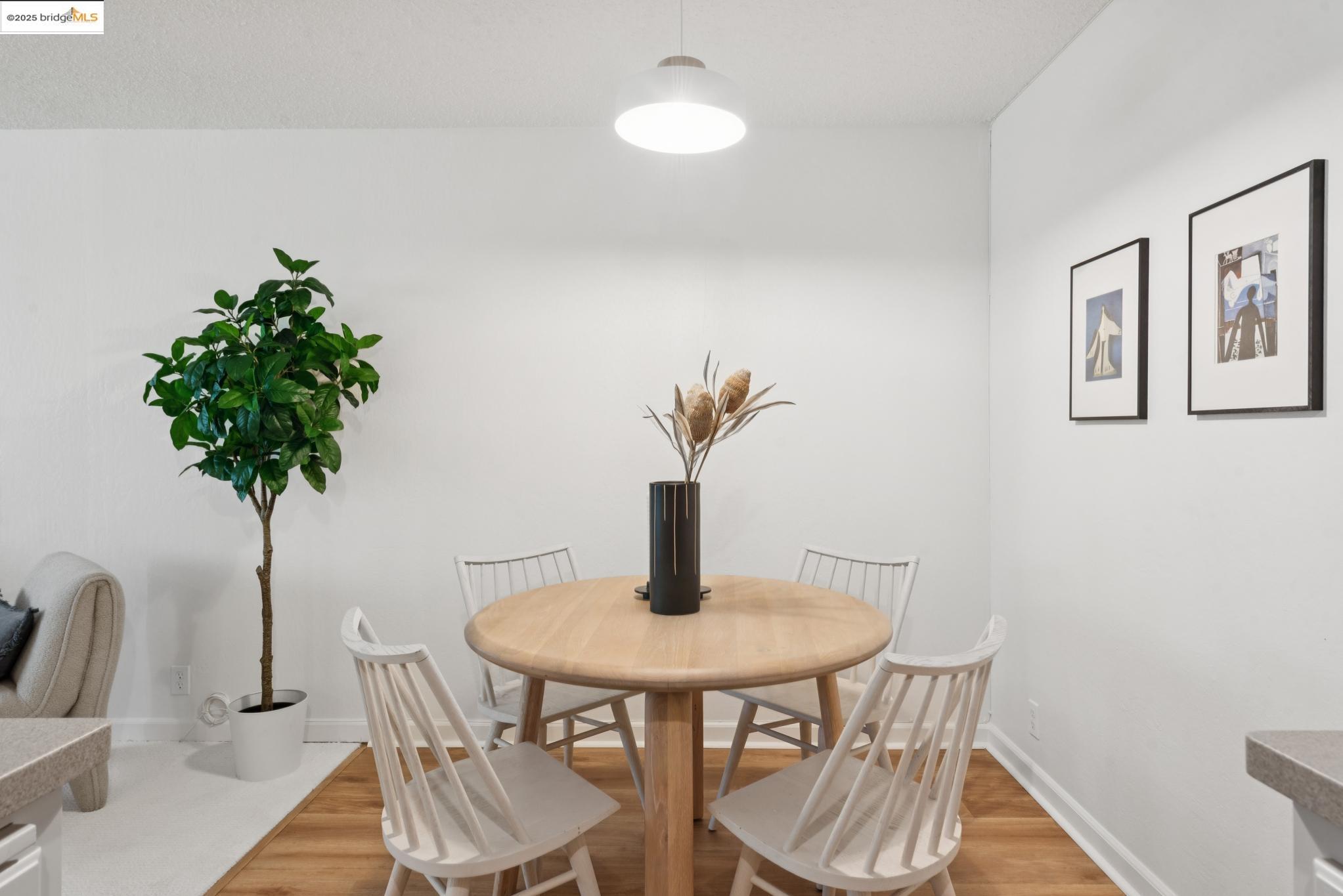 150 Pearl St # 212