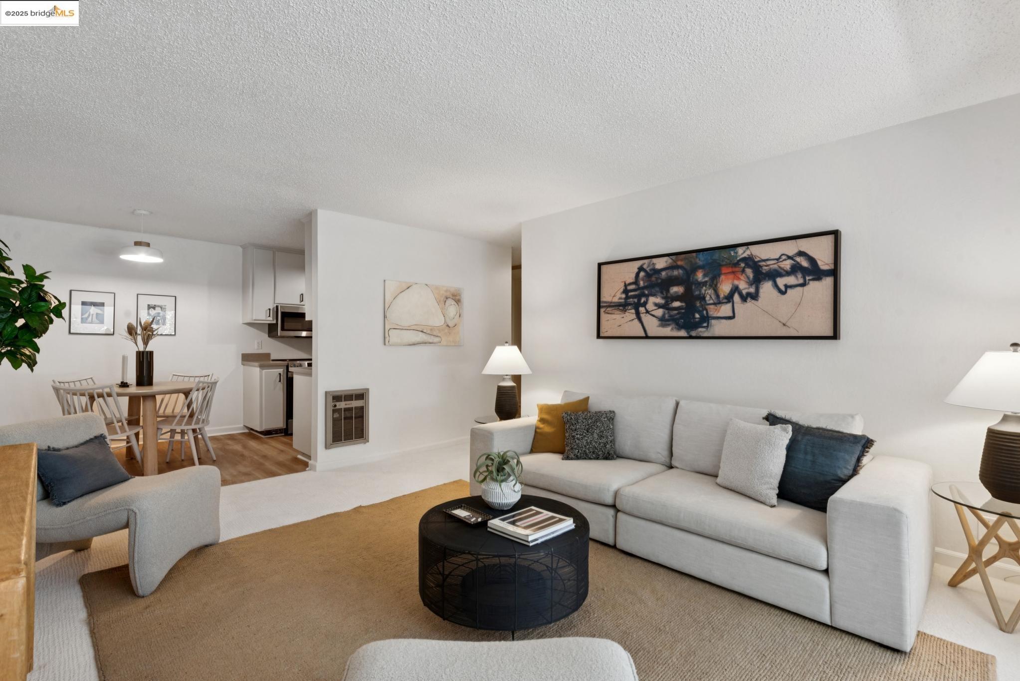 150 Pearl St # 212