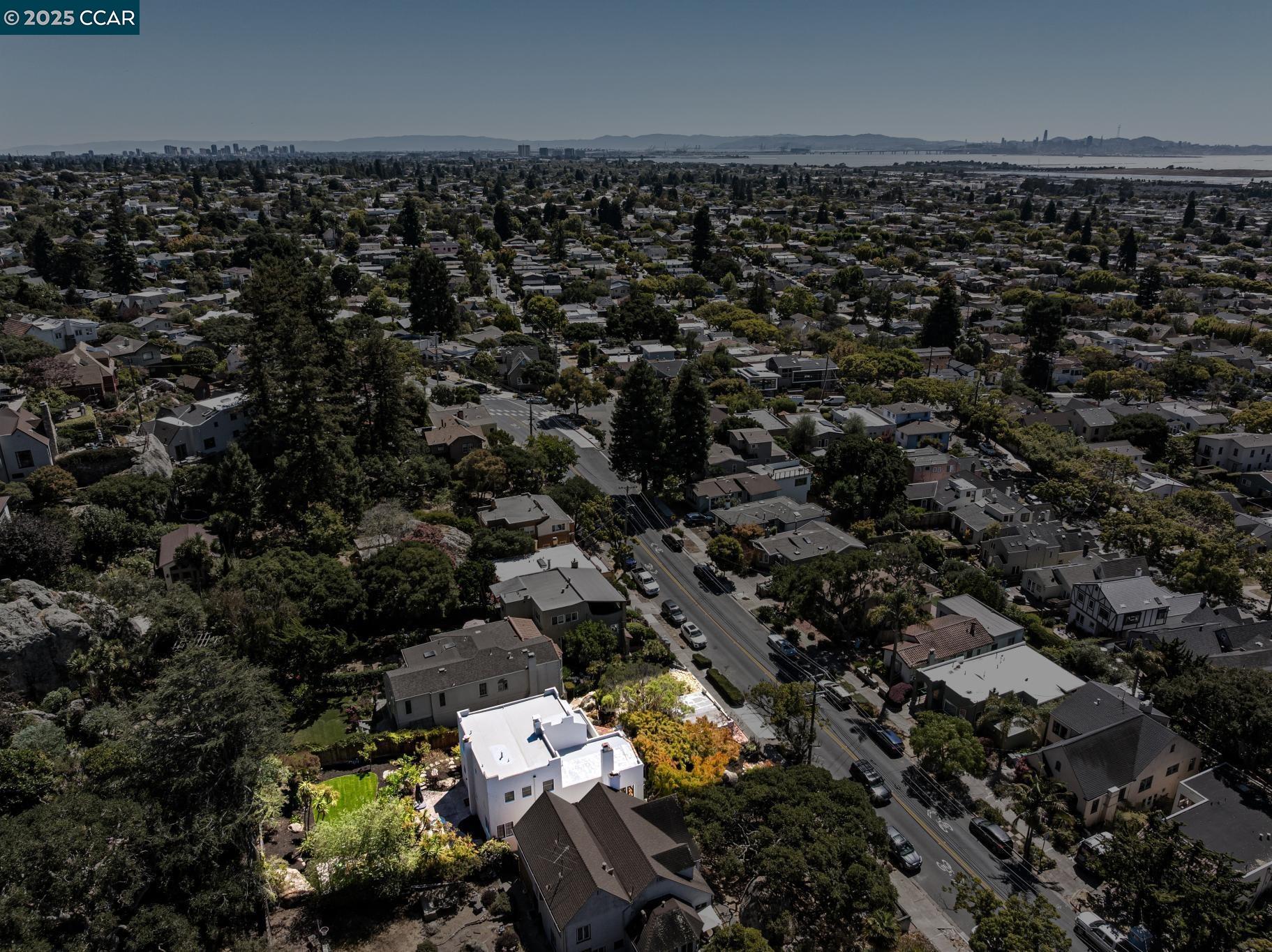 545 Colusa Ave