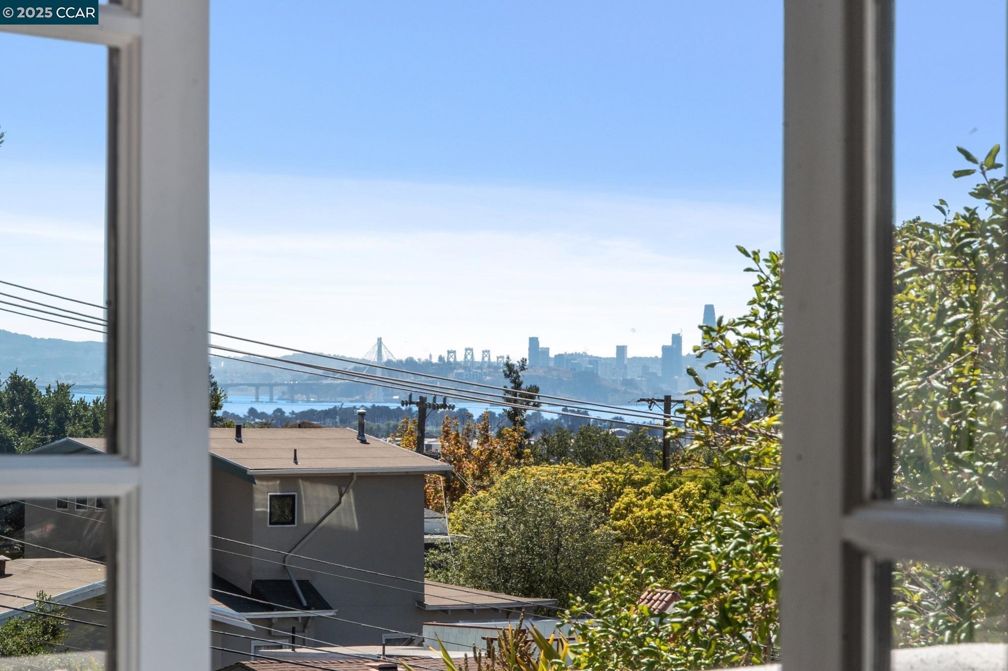 545 Colusa Ave