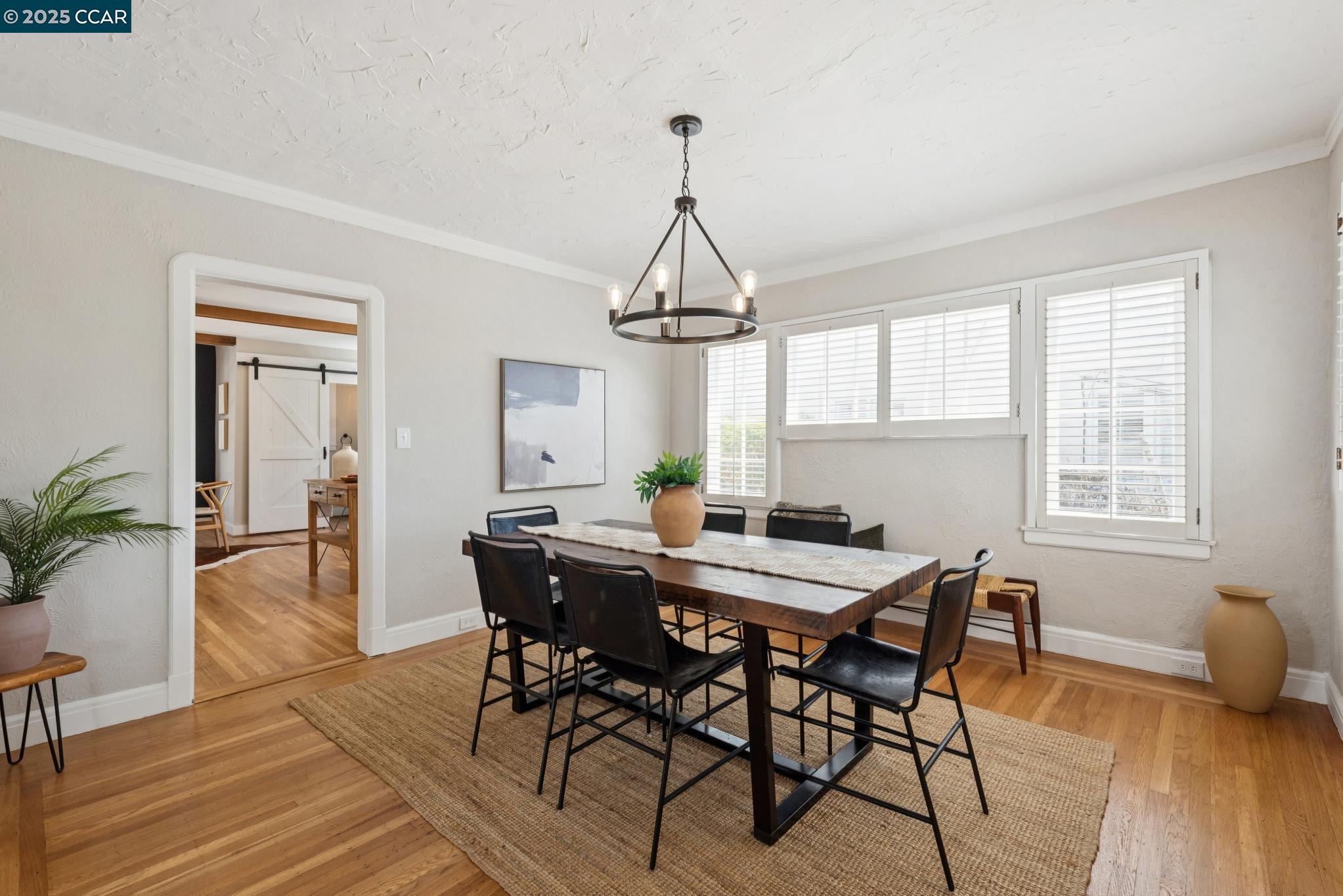 545 Colusa Ave