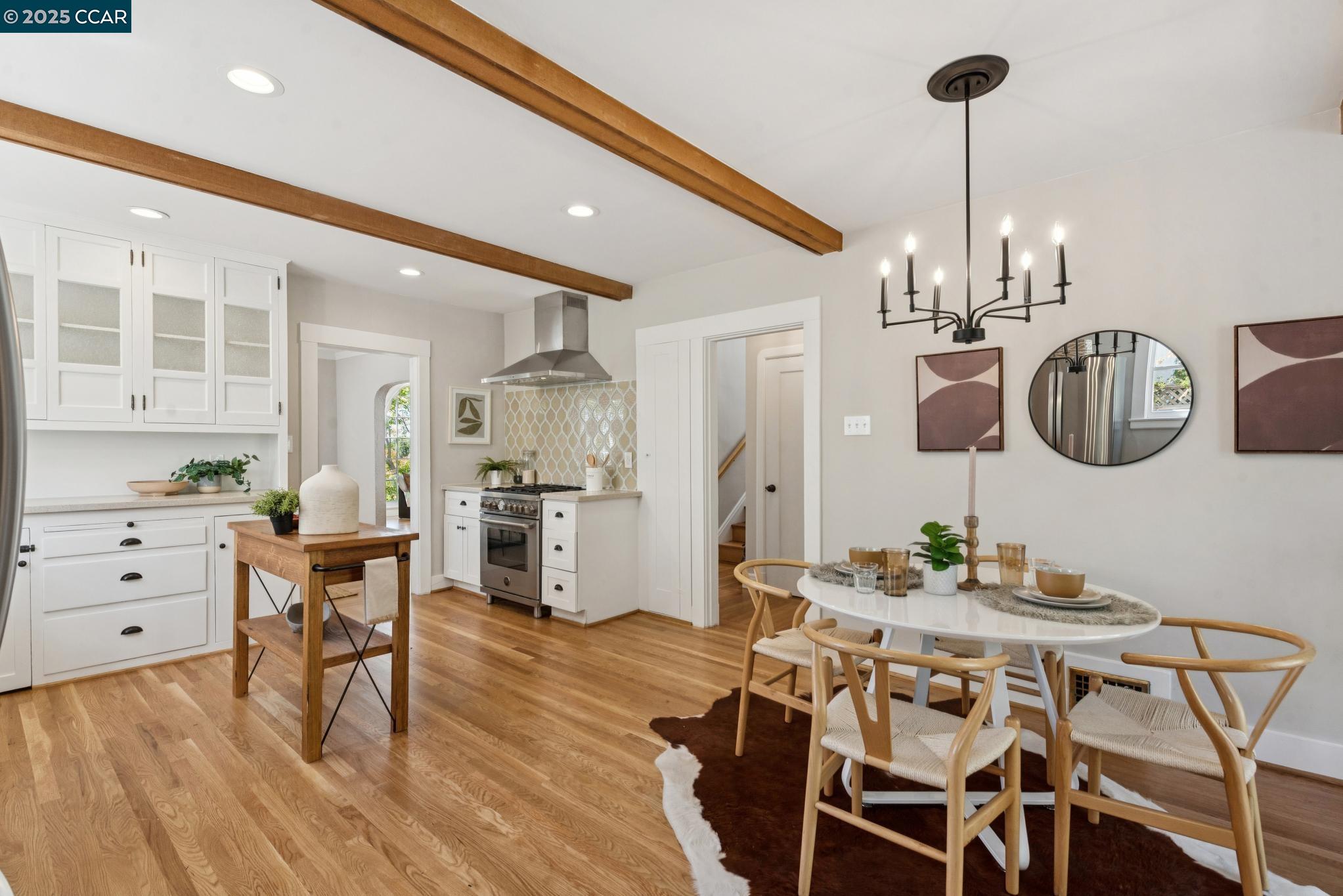 545 Colusa Ave