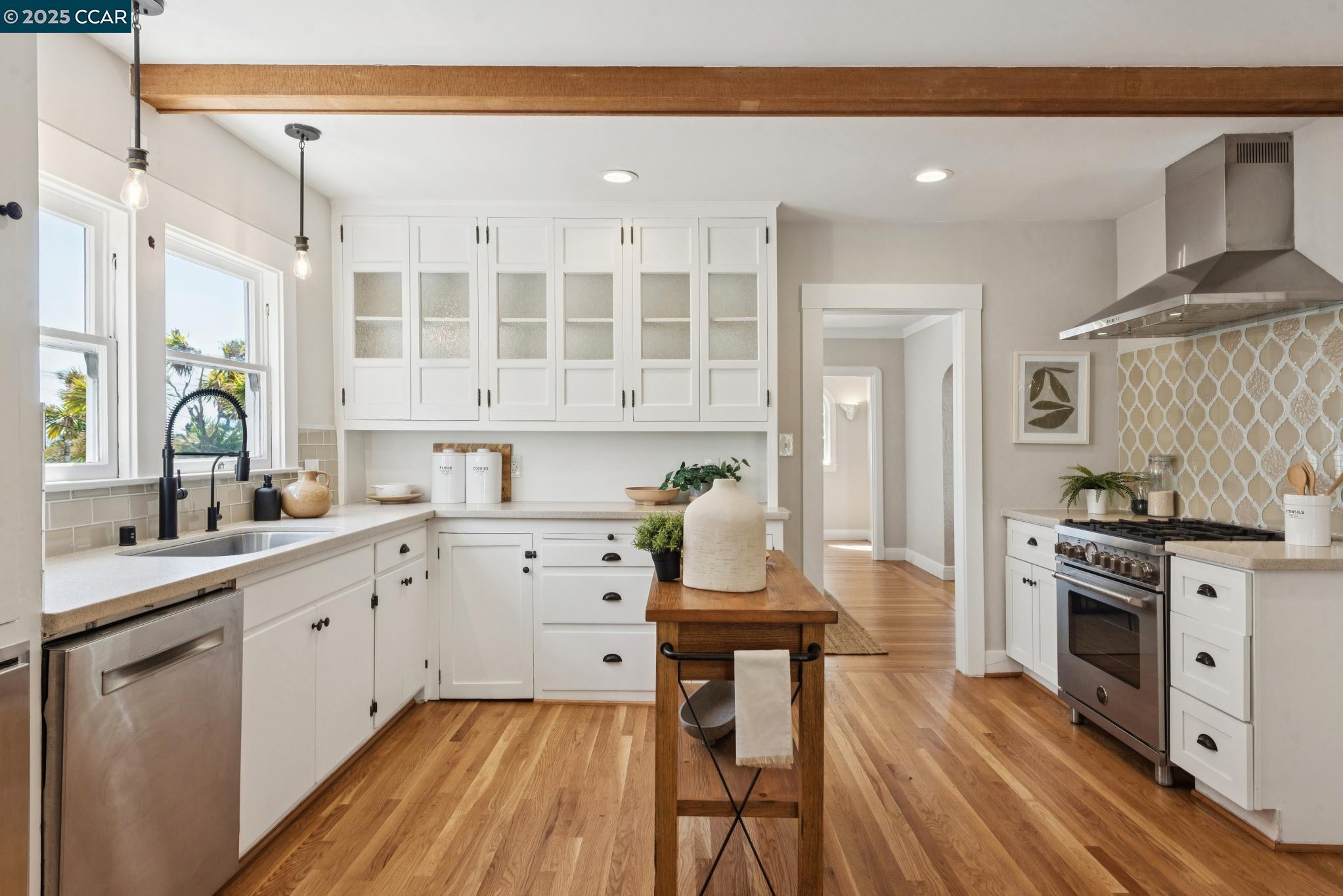 545 Colusa Ave